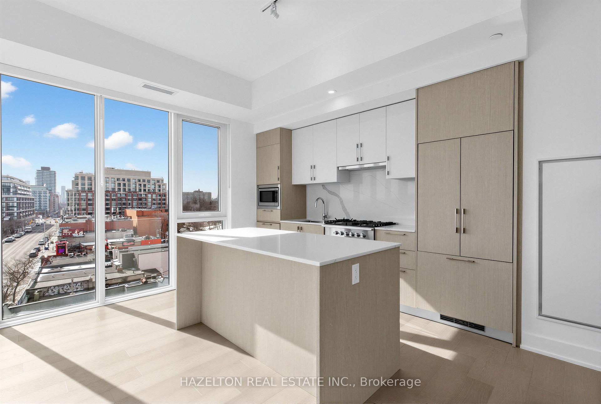 Photo 4 of Unit 602, 8 Manor Road W, Toronto, Yonge-Eglinton — HOMEH
