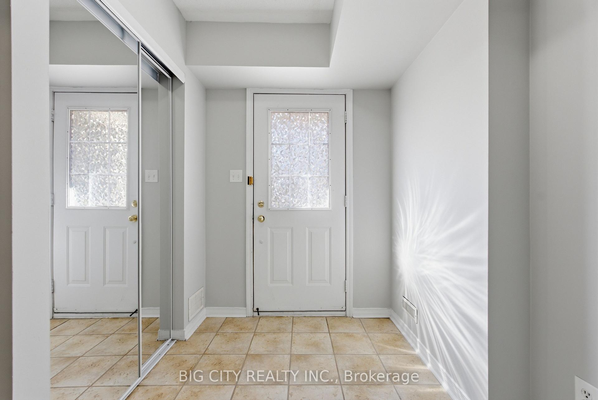 Photo 5 of Unit 36, 1775 Valley Farm Road, Pickering, Town Centre — HOMEH