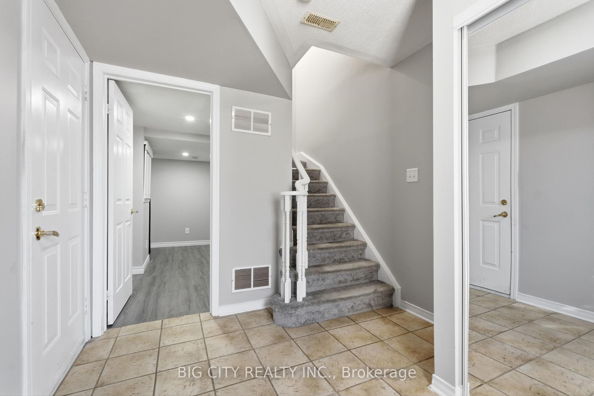 Photo 6 of Unit 36, 1775 Valley Farm Road, Pickering, Town Centre — HOMEH