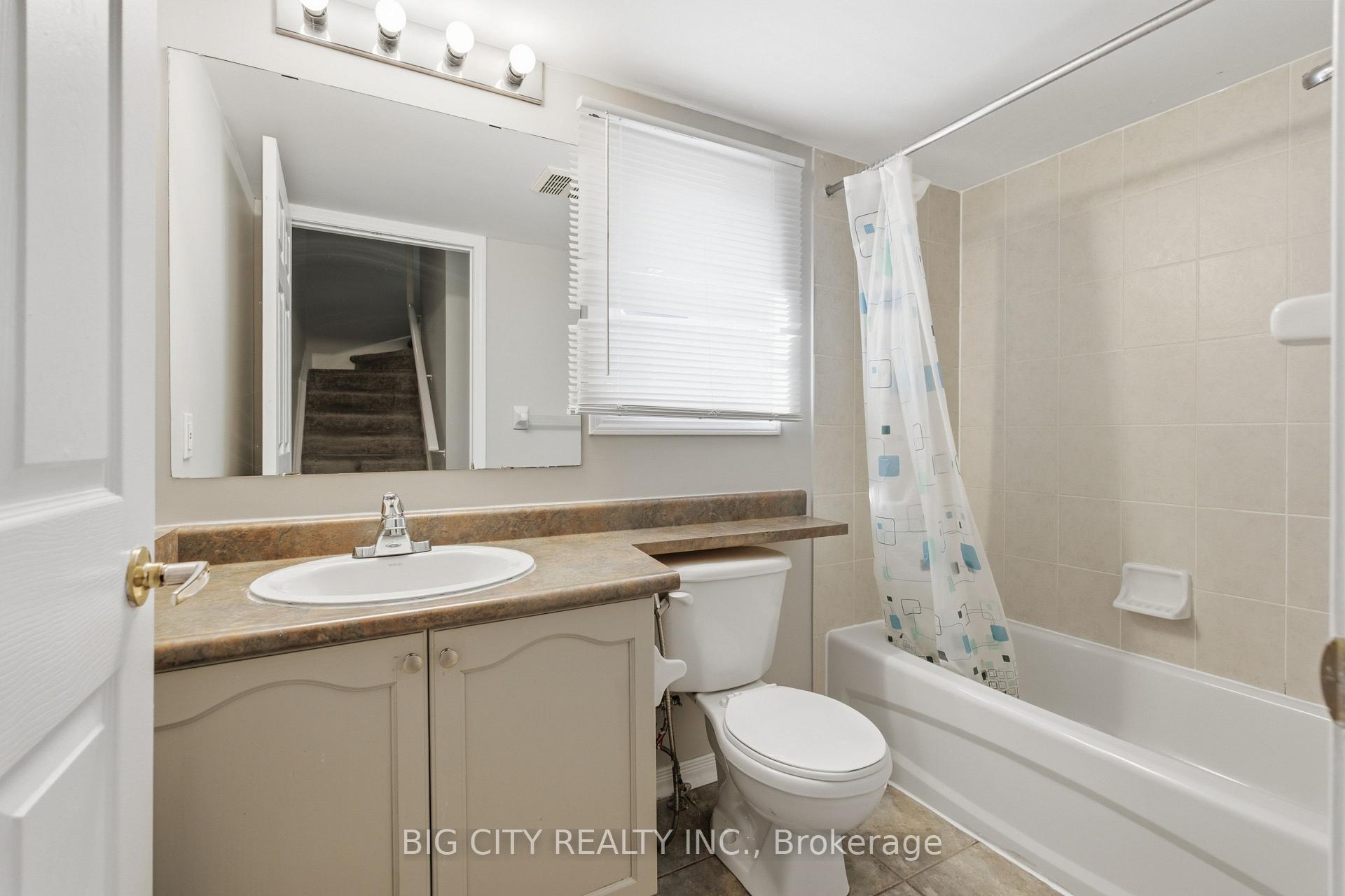 Photo 15 of Unit 36, 1775 Valley Farm Road, Pickering, Town Centre — HOMEH