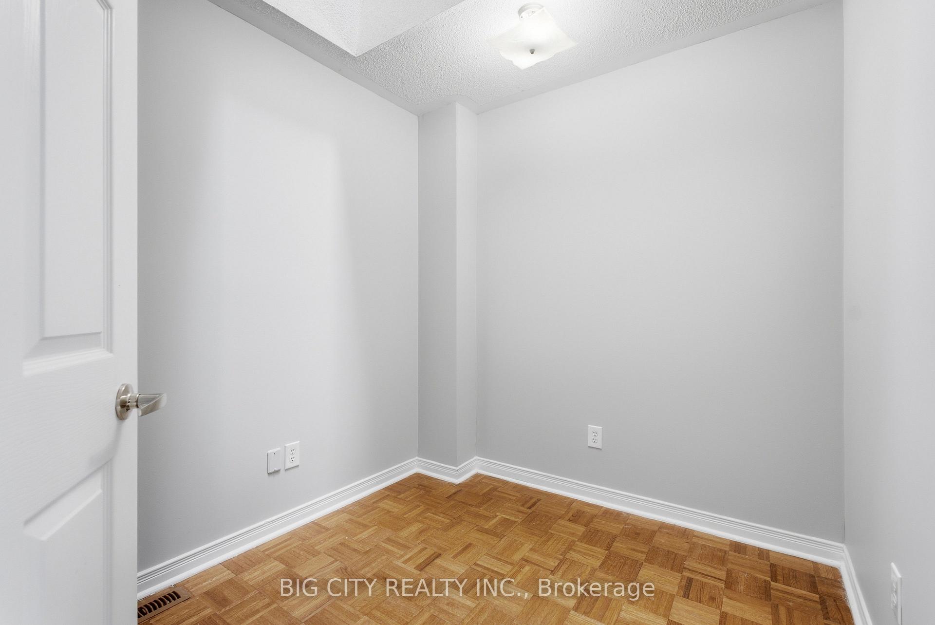 Photo 21 of Unit 36, 1775 Valley Farm Road, Pickering, Town Centre — HOMEH