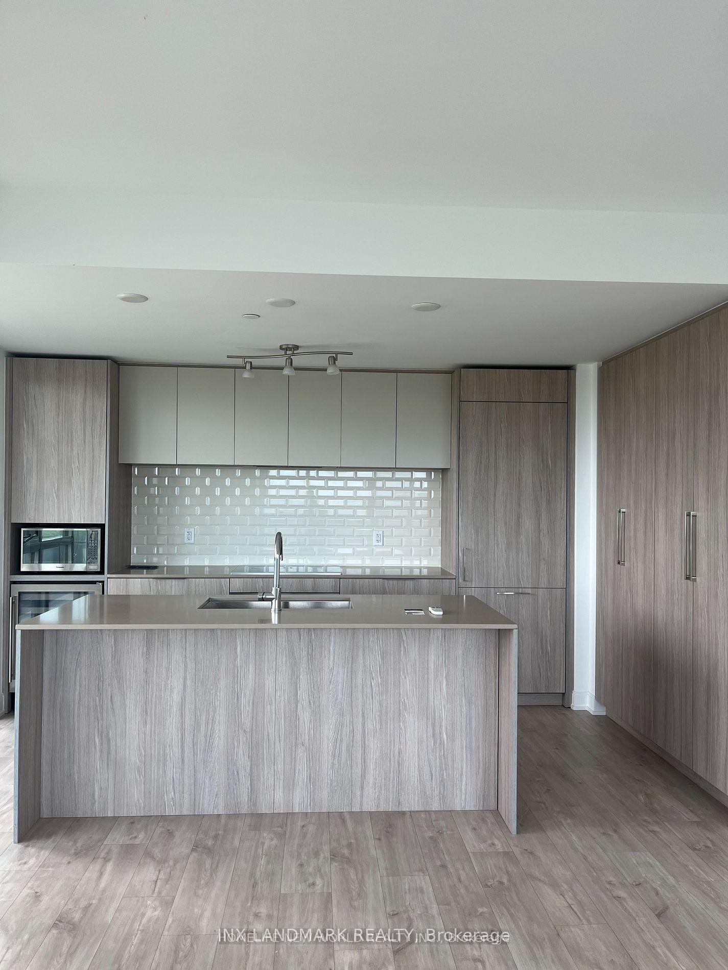 Photo 3 of Unit 609, 65 Annie Craig Drive, Etobicoke, Mimico — HOMEH