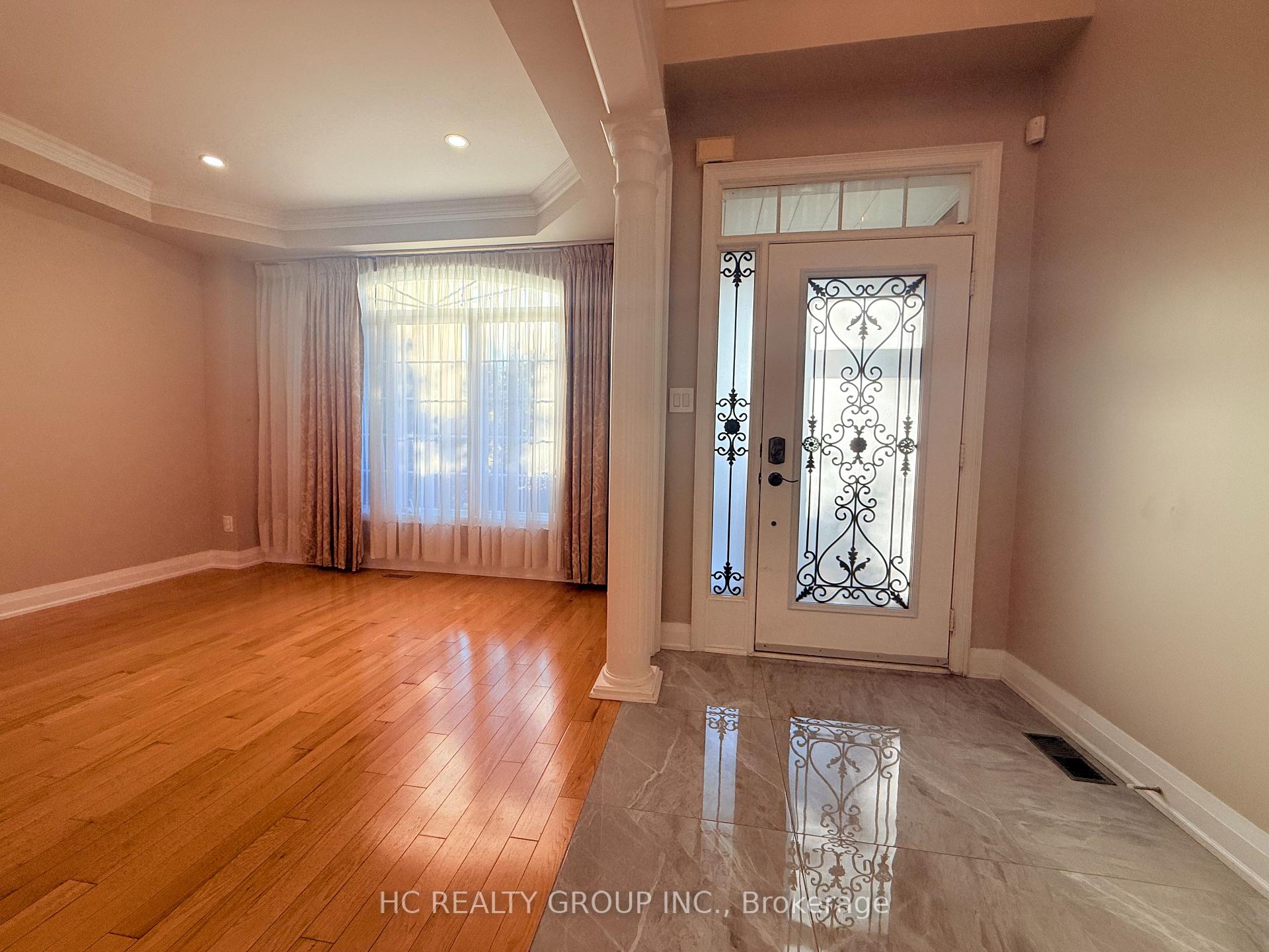 Photo 5 of 48 Burndenford Crescent, Markham, Markville — HOMEH