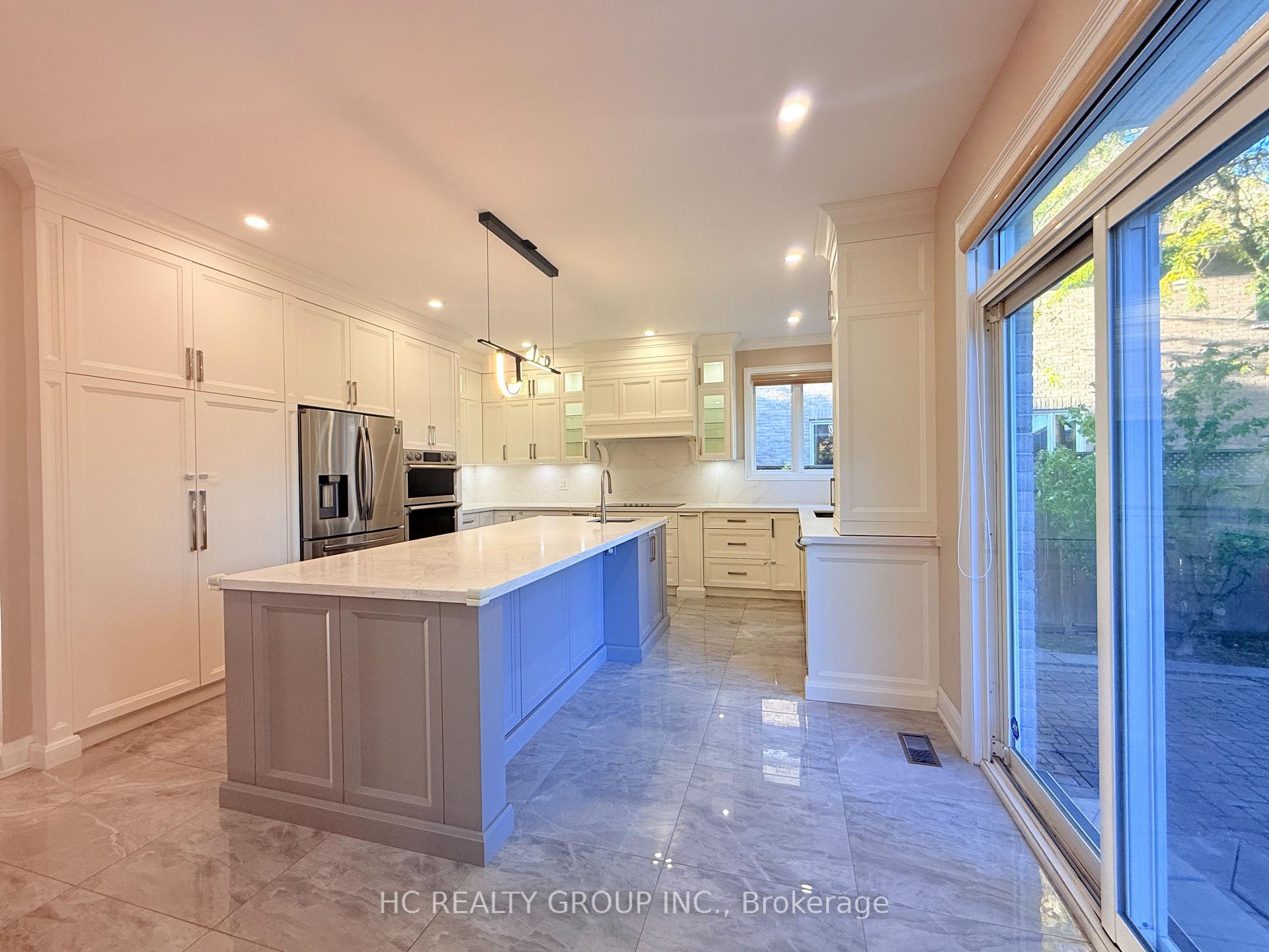 Photo 9 of 48 Burndenford Crescent, Markham, Markville — HOMEH