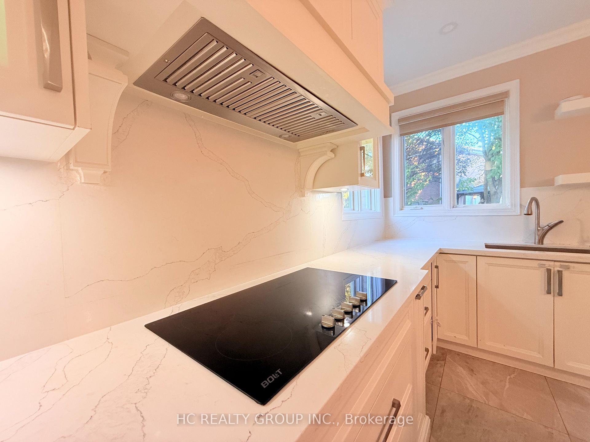 Photo 10 of 48 Burndenford Crescent, Markham, Markville — HOMEH