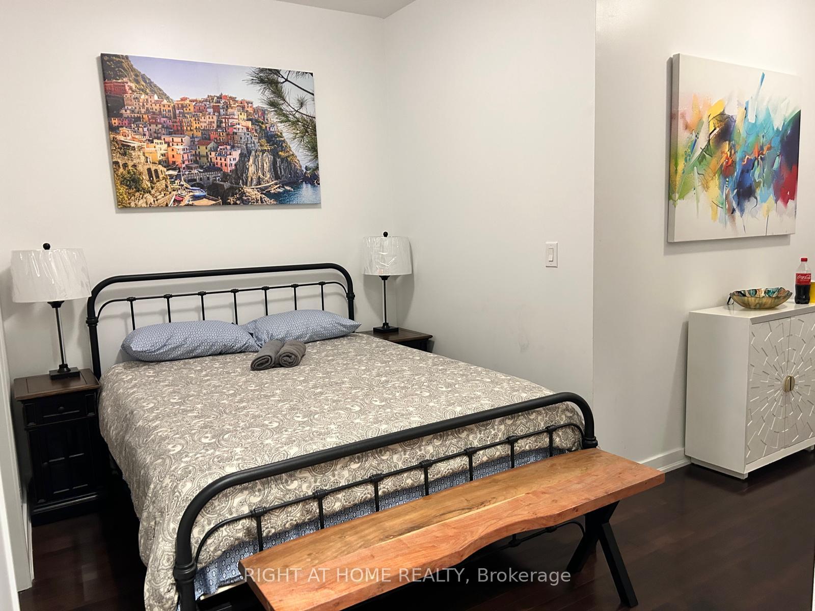 Photo 14 of Unit 2503, 12 York Street, Toronto, Waterfront Communities — HOMEH