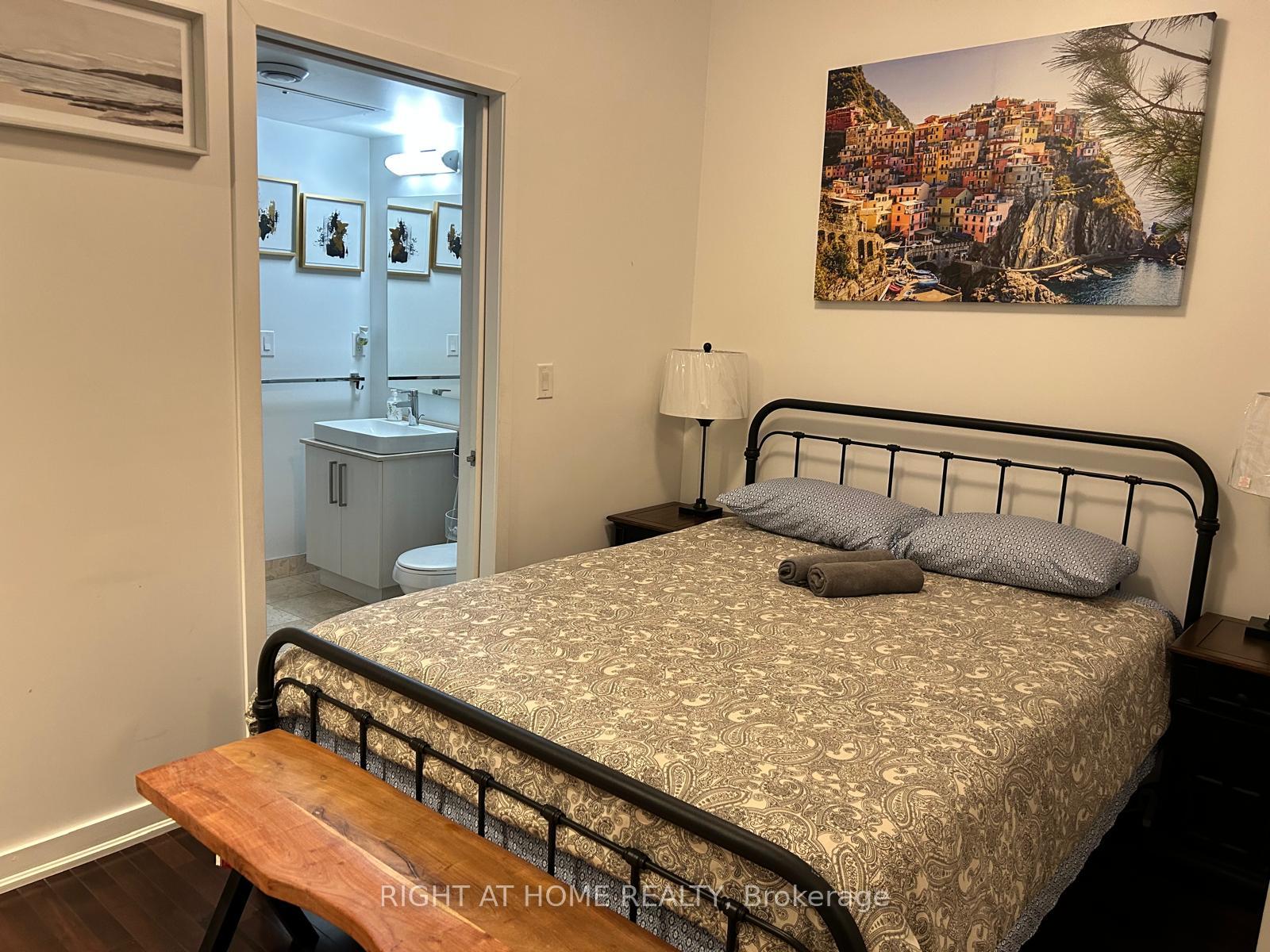Photo 15 of Unit 2503, 12 York Street, Toronto, Waterfront Communities — HOMEH