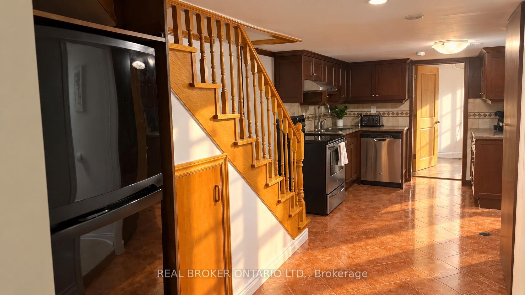 Photo 8 of Unit (Basement), 461 Westmount Avenue, Toronto, Oakwood Village — HOMEH