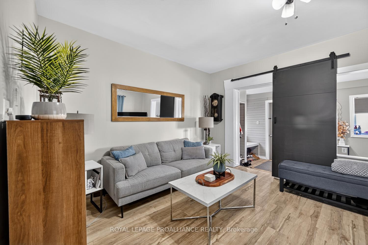Photo 6 of 83 Louis Street, Brockville, Brockville — HOMEH
