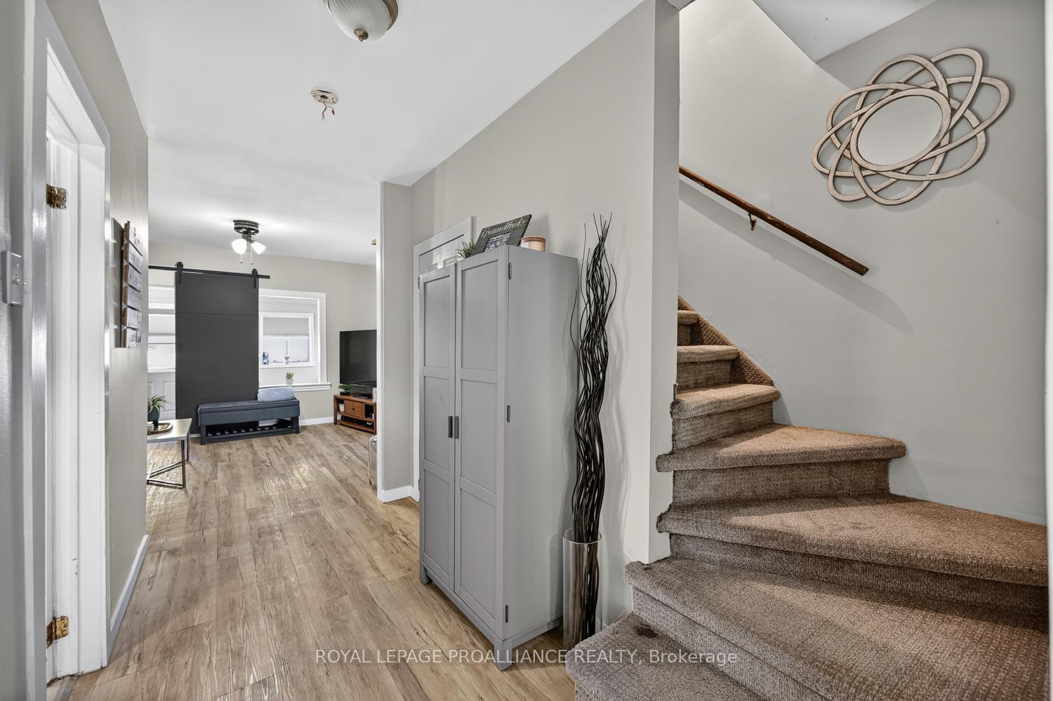 Photo 14 of 83 Louis Street, Brockville, Brockville — HOMEH