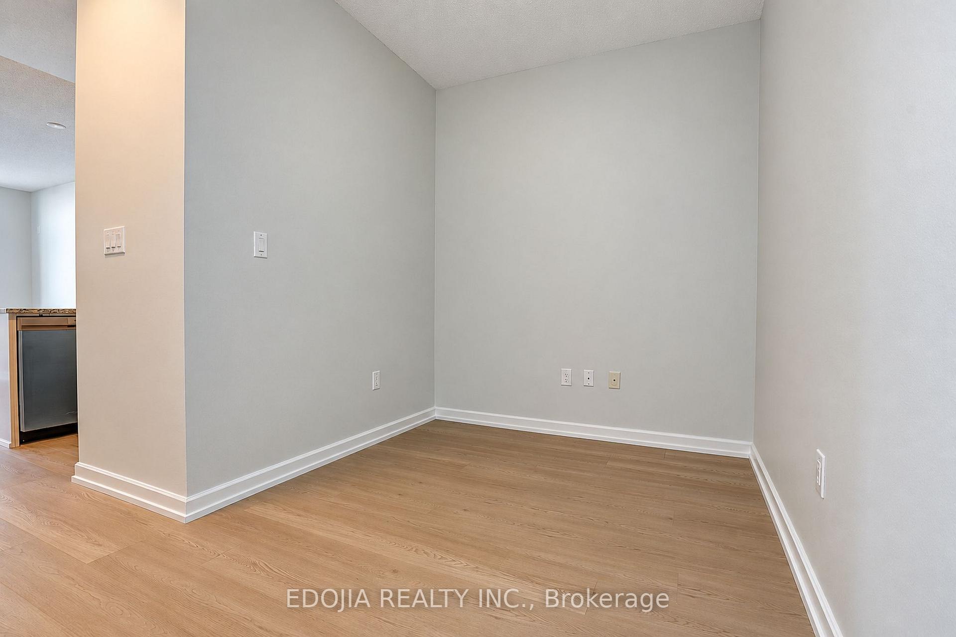 Photo 2 of Unit 511, 70 Forest Manor Road, North York, Henry Farm — HOMEH