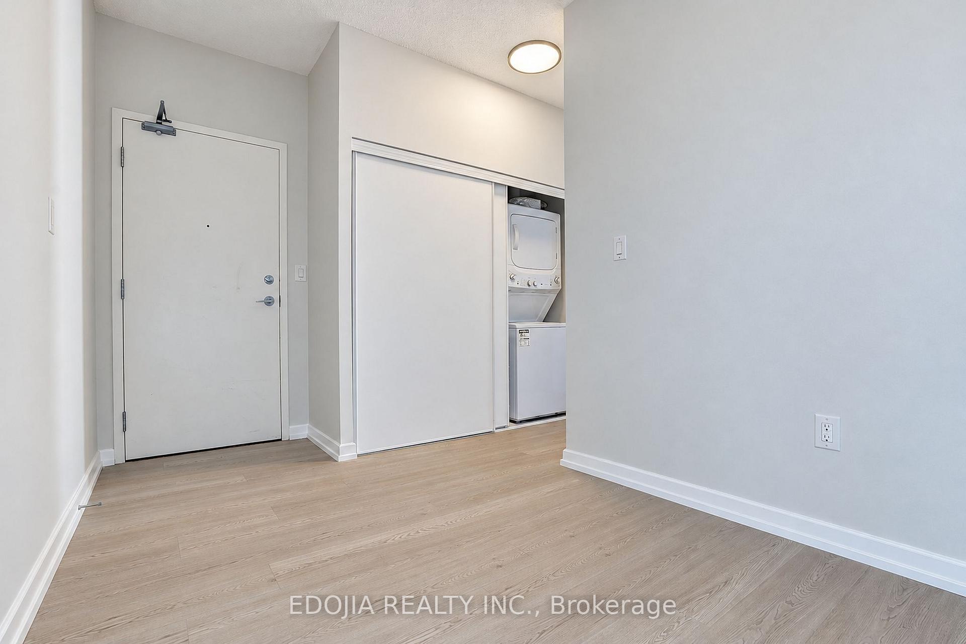 Photo 4 of Unit 511, 70 Forest Manor Road, North York, Henry Farm — HOMEH