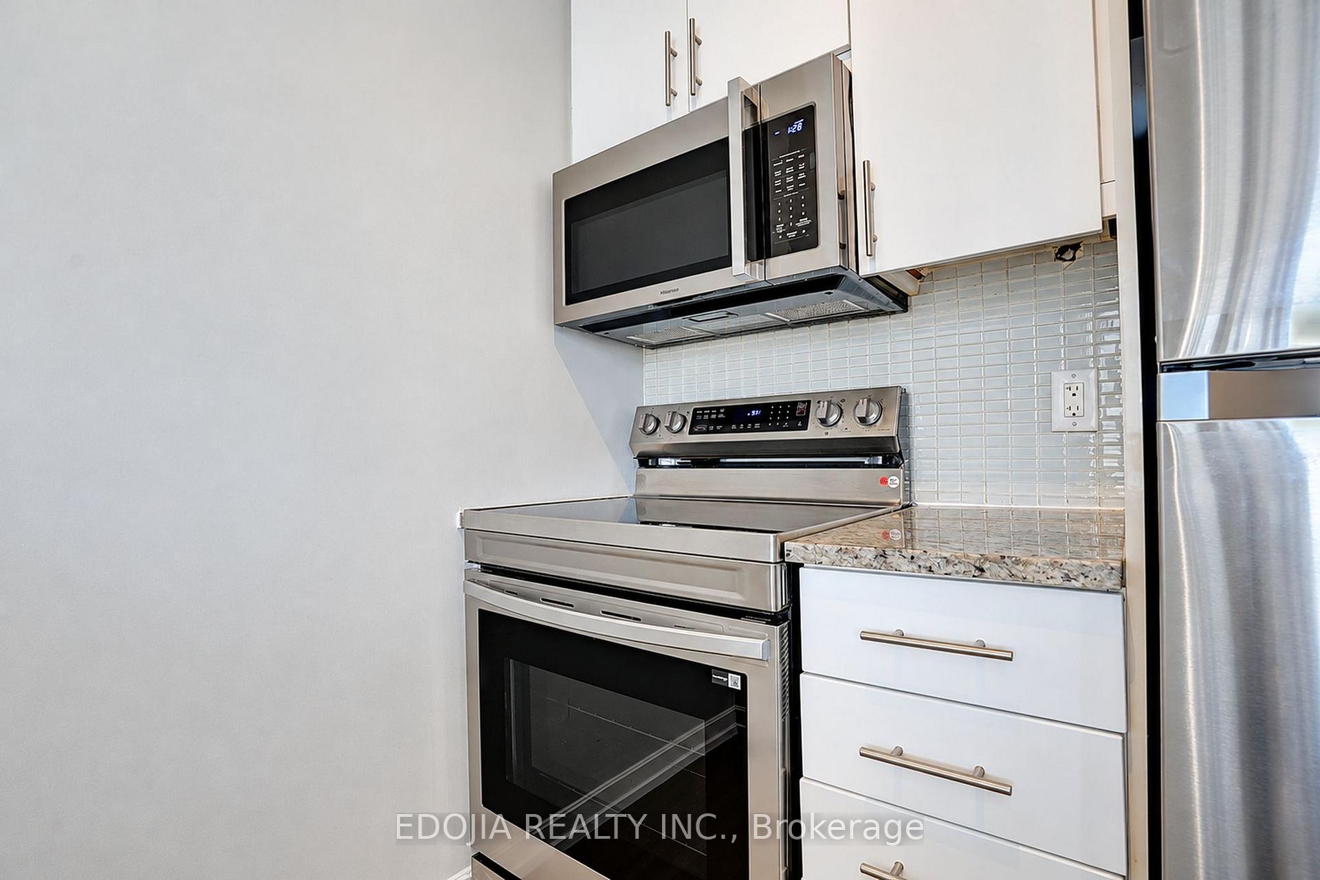 Photo 11 of Unit 511, 70 Forest Manor Road, North York, Henry Farm — HOMEH