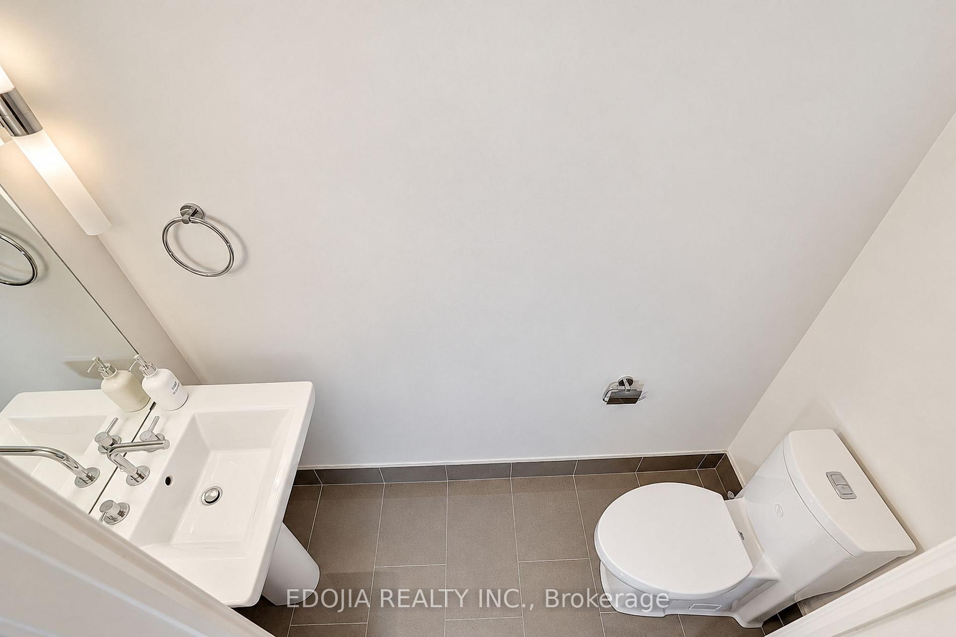 Photo 23 of Unit 102, 9 Stollery Pond Crescent, Markham, Devil's Elbow — HOMEH