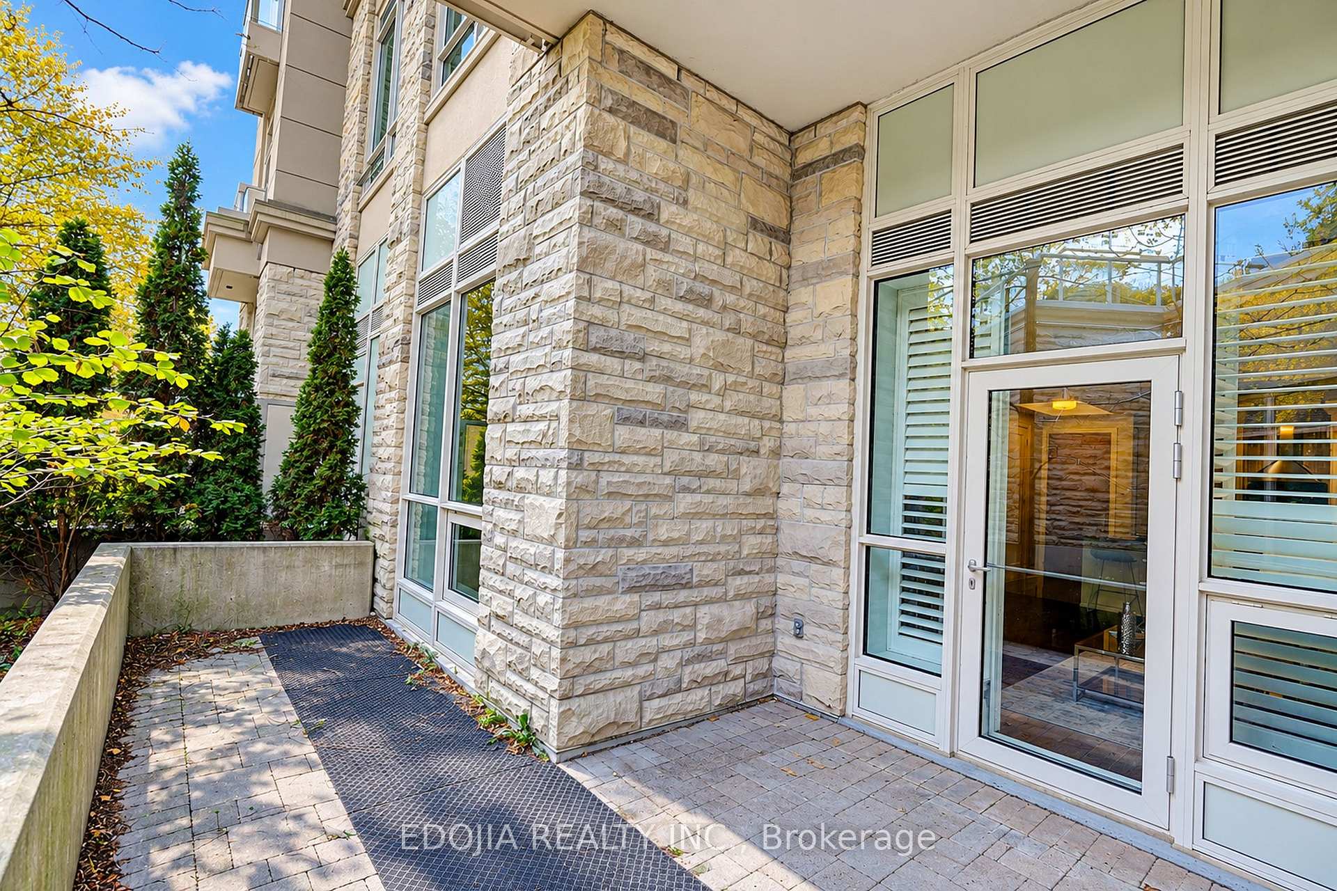 Photo 32 of Unit 102, 9 Stollery Pond Crescent, Markham, Devil's Elbow — HOMEH