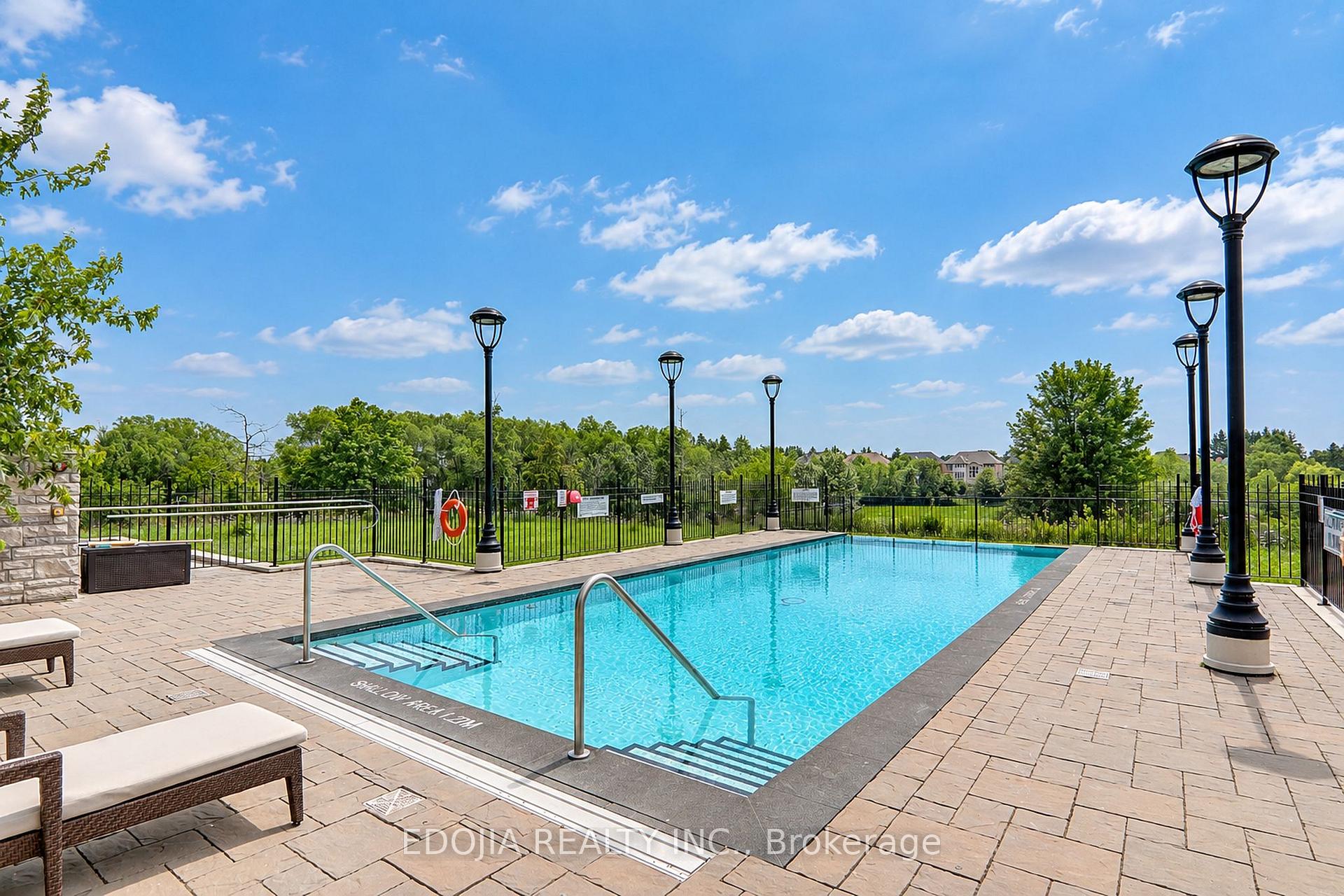 Photo 39 of Unit 102, 9 Stollery Pond Crescent, Markham, Devil's Elbow — HOMEH