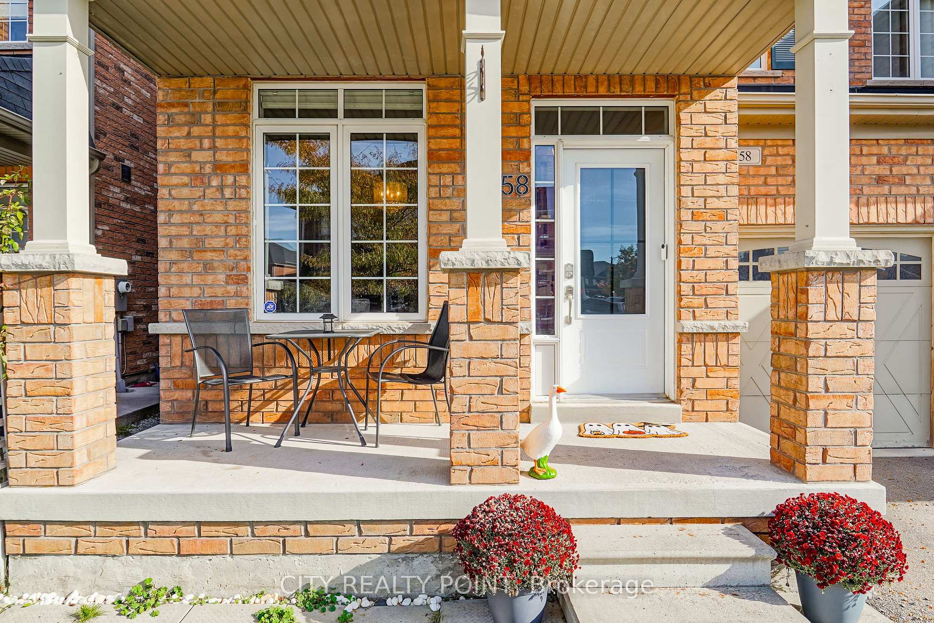 Photo 2 of 58 Divinity Circle, Brampton, Northwest Brampton — HOMEH