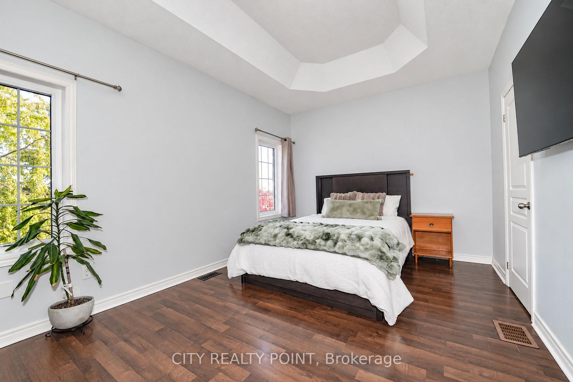 Photo 11 of 58 Divinity Circle, Brampton, Northwest Brampton — HOMEH
