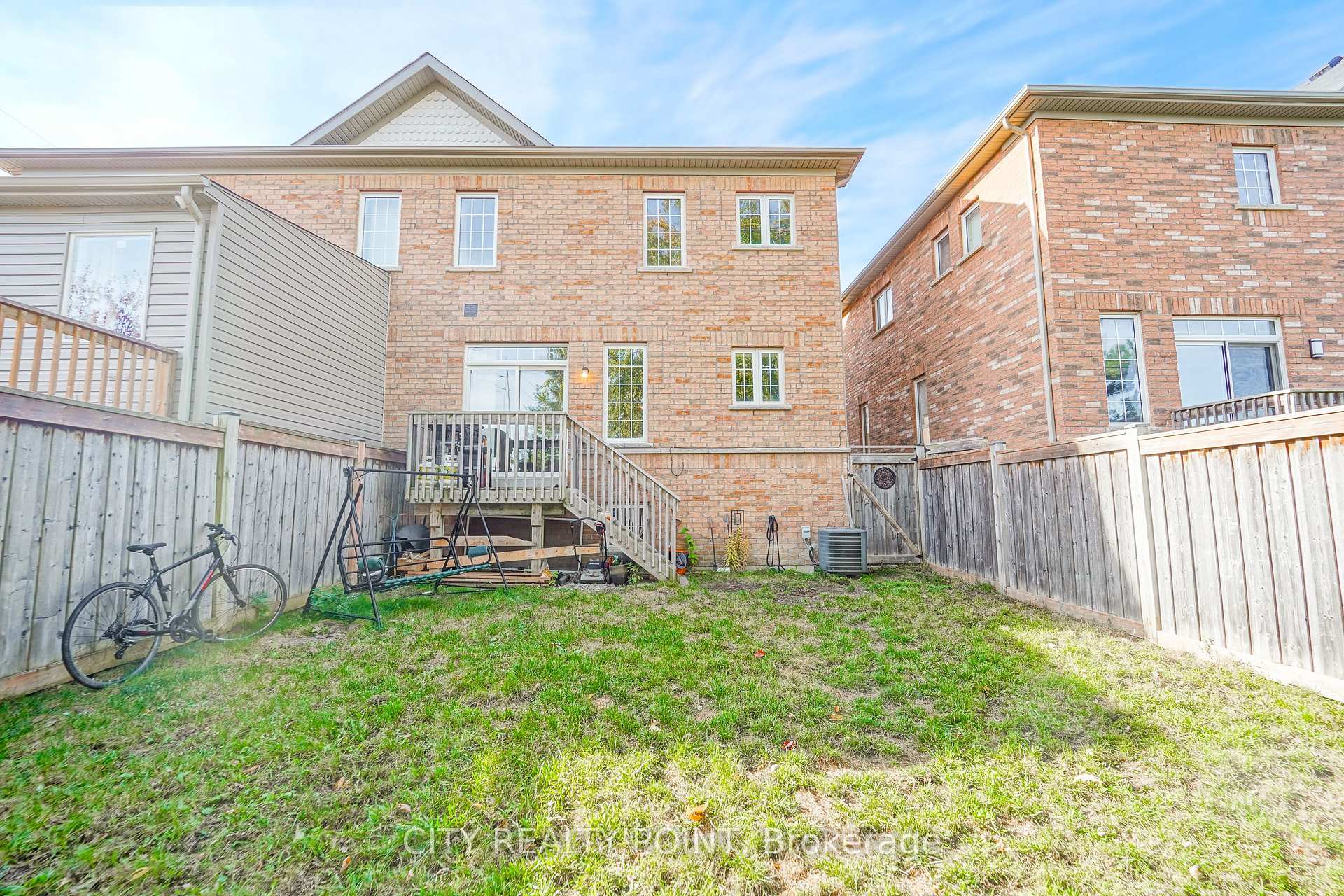 Photo 30 of 58 Divinity Circle, Brampton, Northwest Brampton — HOMEH