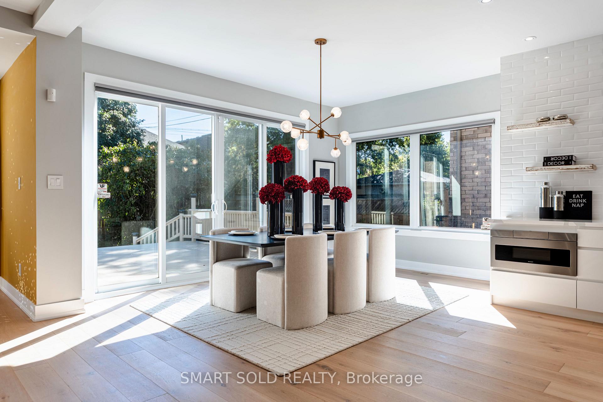 Photo 4 of 231 Hounslow Avenue, North York, Willowdale West — HOMEH