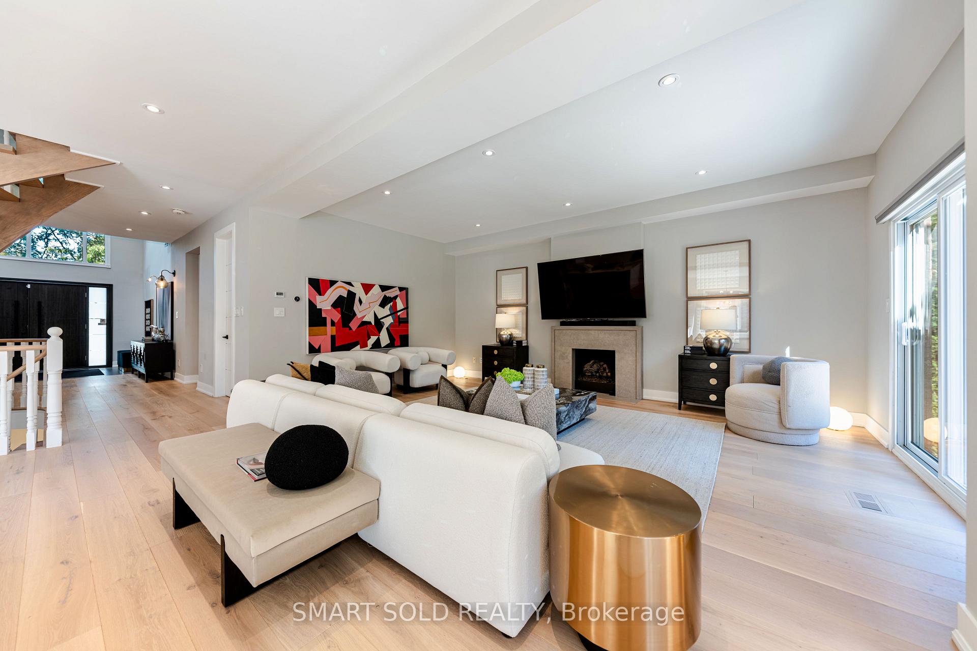 Photo 8 of 231 Hounslow Avenue, North York, Willowdale West — HOMEH