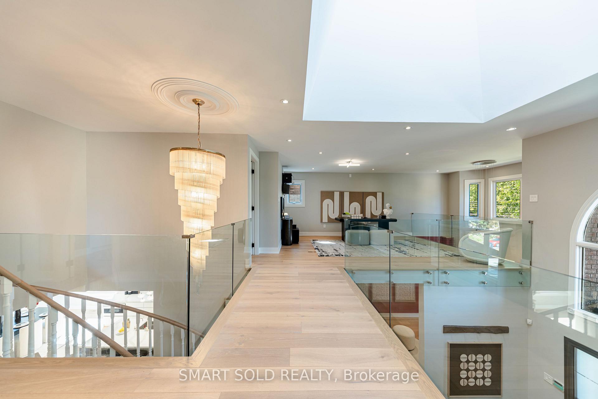 Photo 14 of 231 Hounslow Avenue, North York, Willowdale West — HOMEH