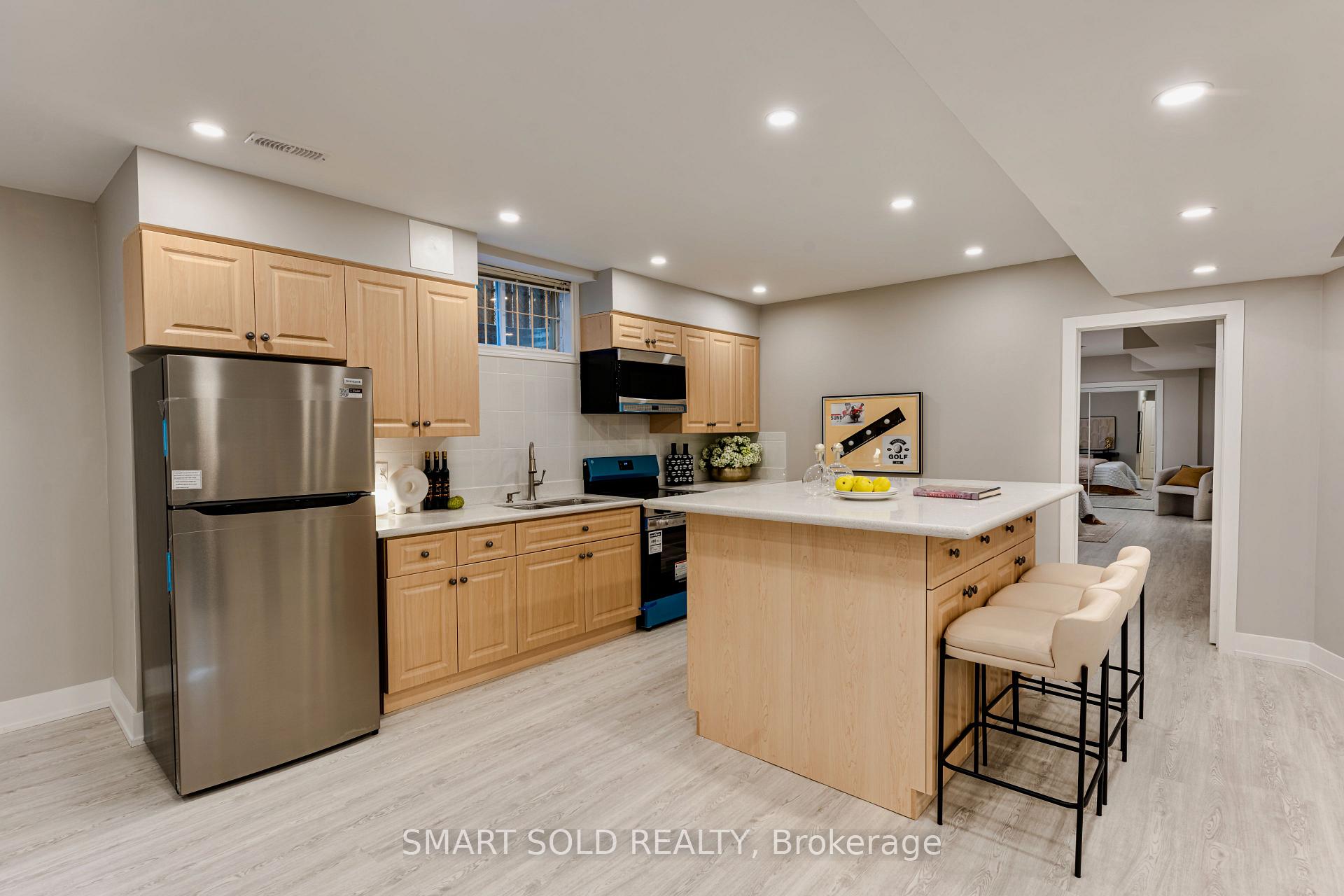 Photo 29 of 231 Hounslow Avenue, North York, Willowdale West — HOMEH