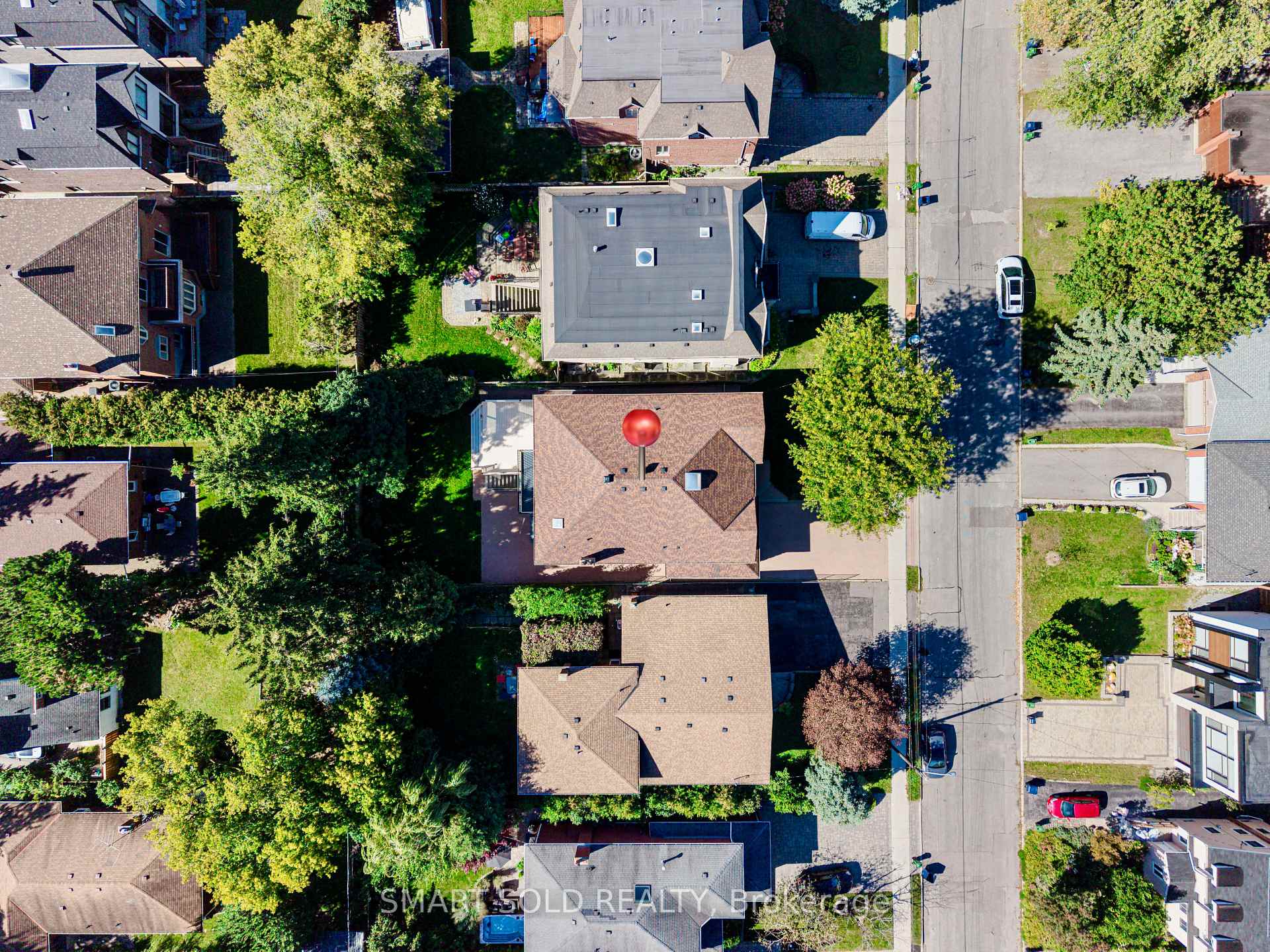 Photo 38 of 231 Hounslow Avenue, North York, Willowdale West — HOMEH