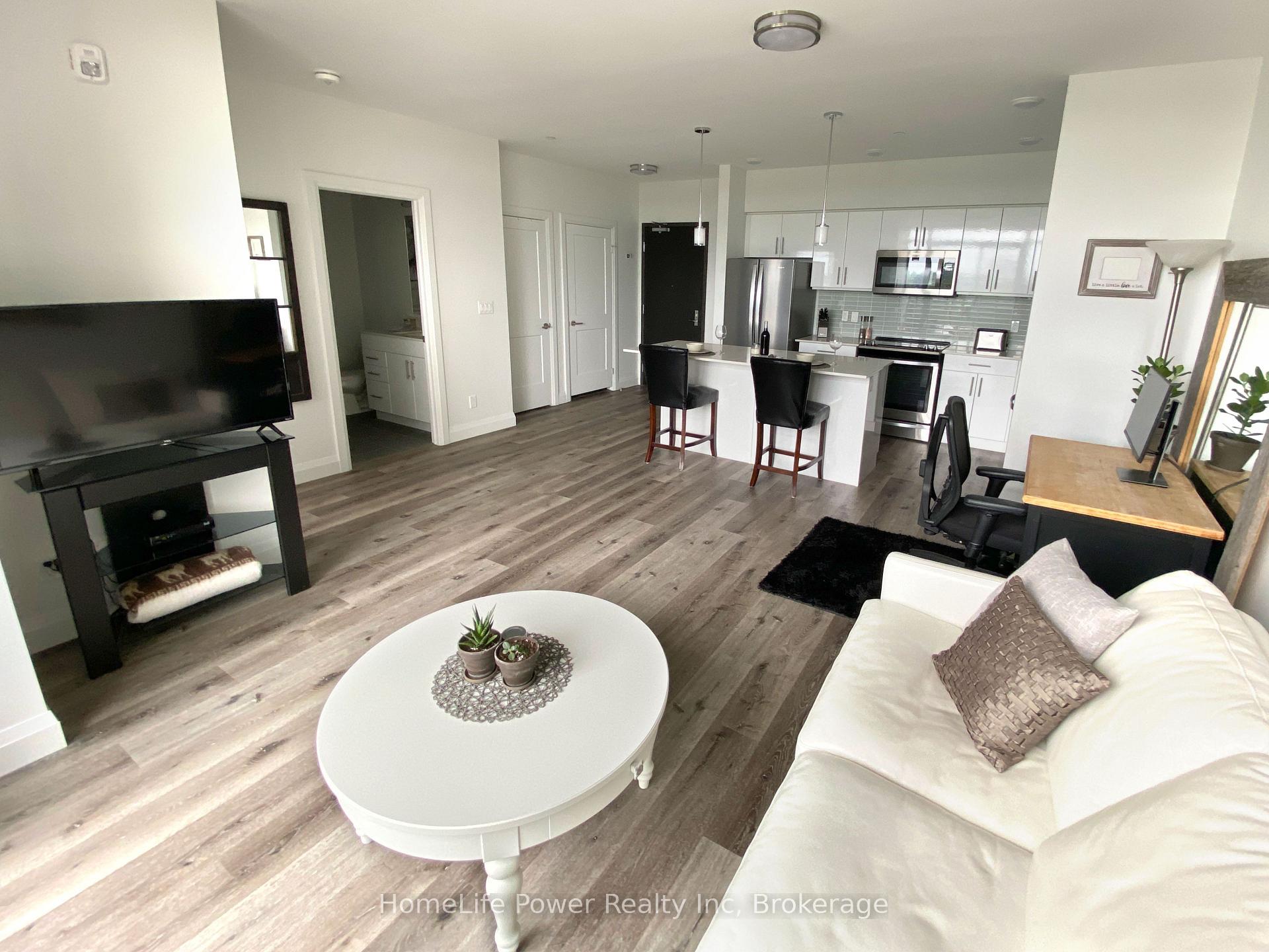 Photo 4 of Unit 608, 399 Queen Street S, Kitchener, Cedar Hill — HOMEH