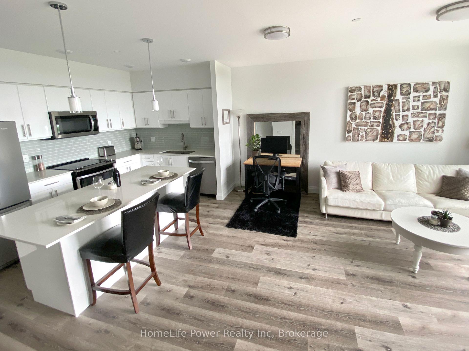 Photo 3 of Unit 608, 399 Queen Street S, Kitchener, Cedar Hill — HOMEH