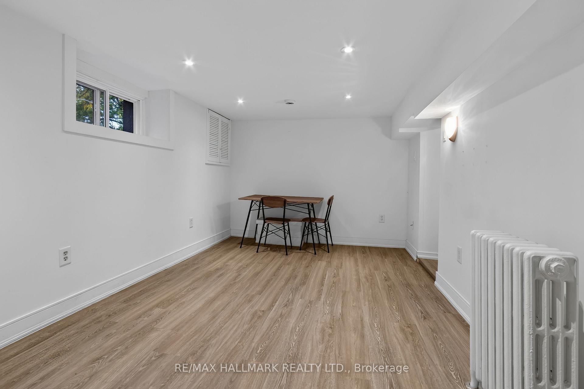Photo 8 of 27 Bexhill Lower Avenue, Scarborough, Clairlea-Birchmount — HOMEH