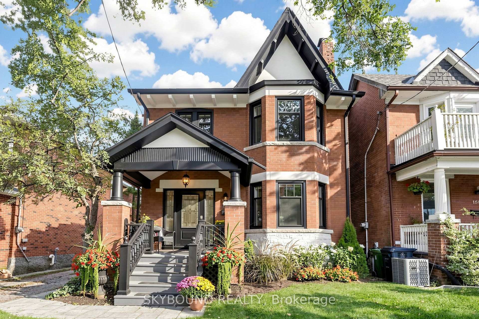 Photo 1 of 156 Hampton Avenue S, Toronto, North Riverdale — HOMEH