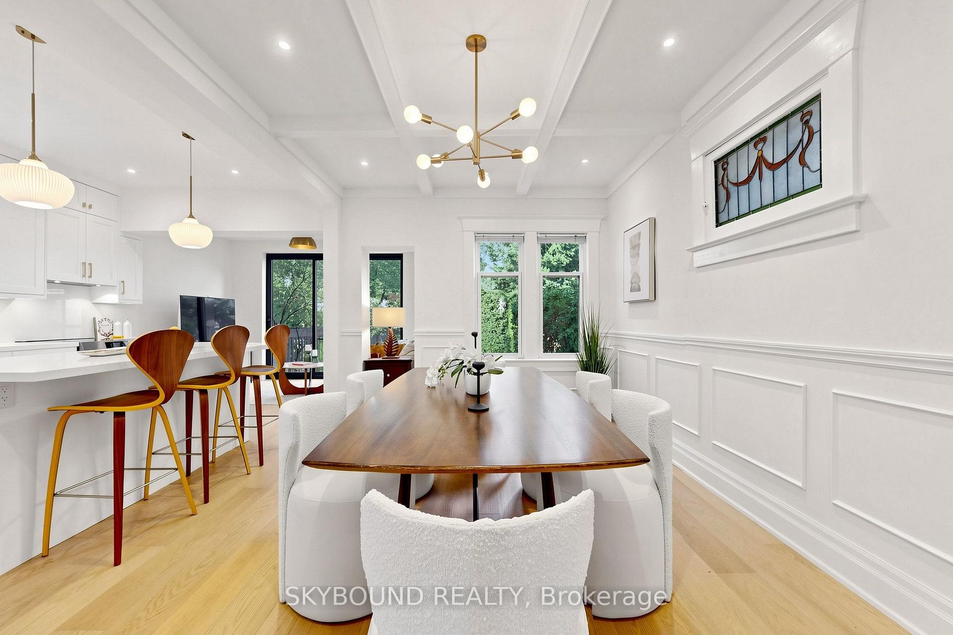 Photo 11 of 156 Hampton Avenue S, Toronto, North Riverdale — HOMEH