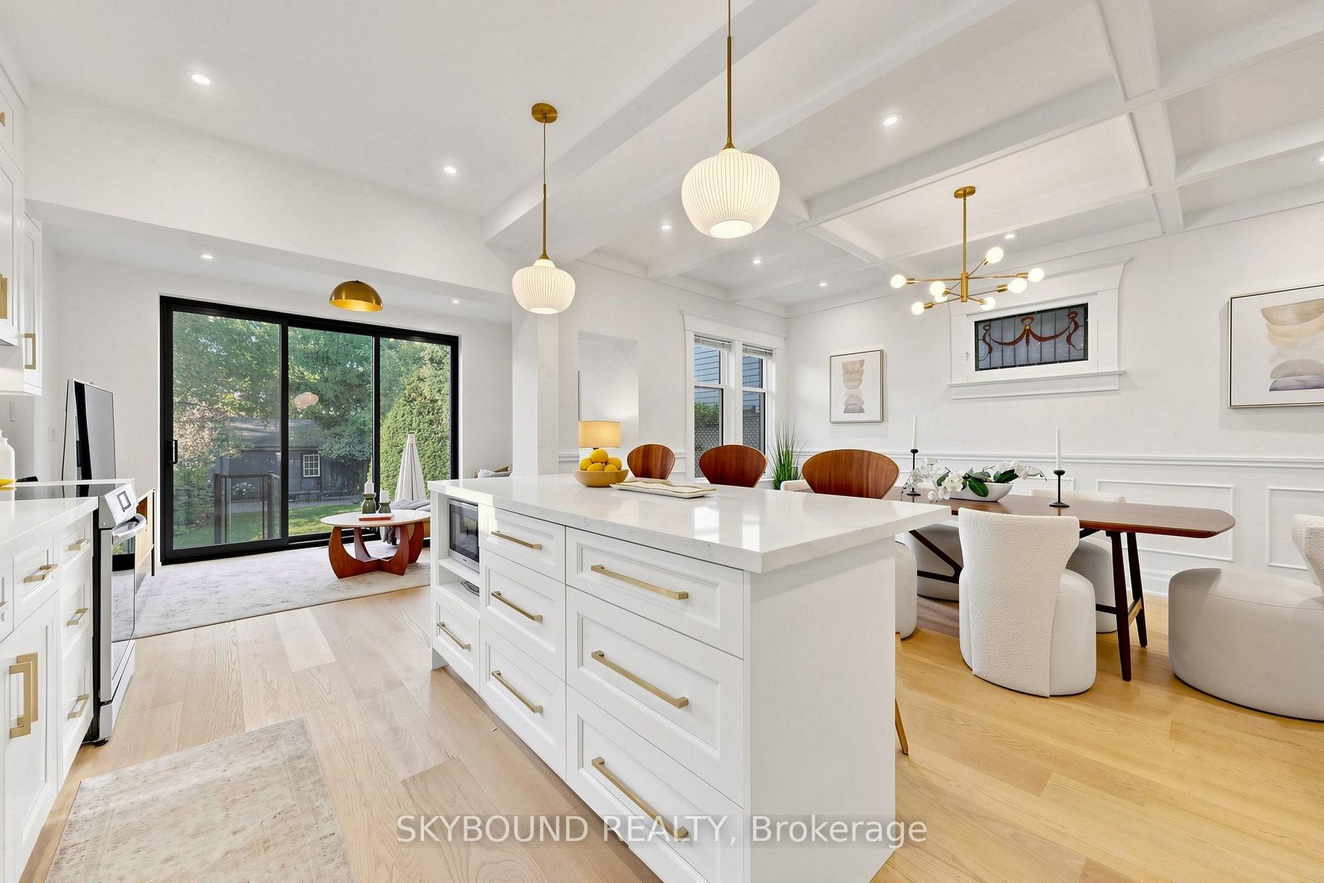 Photo 17 of 156 Hampton Avenue S, Toronto, North Riverdale — HOMEH