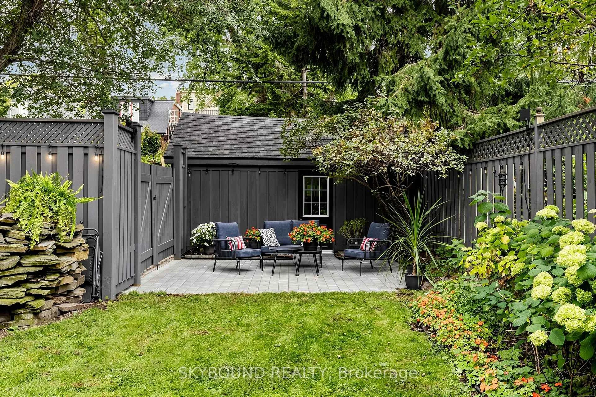 Photo 54 of 156 Hampton Avenue, Toronto, North Riverdale — HOMEH