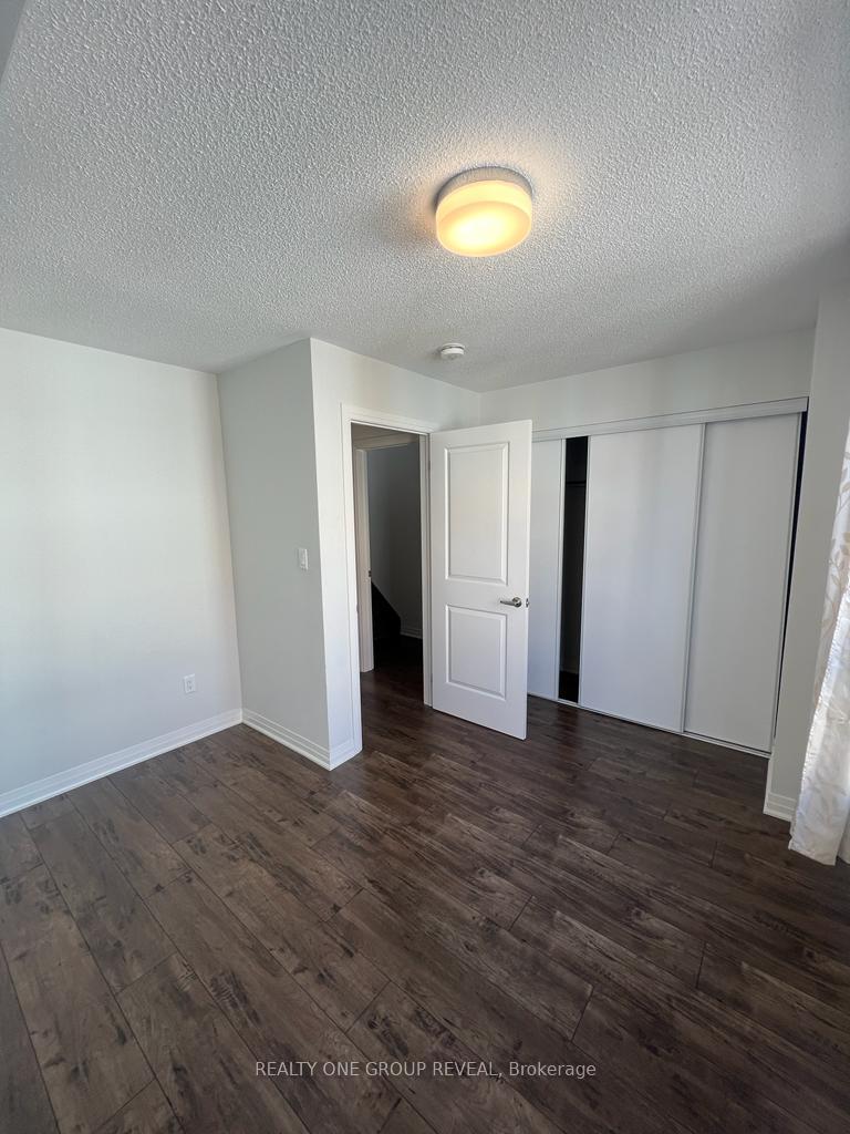 Photo 11 of 1636 Pleasure Valley Path, Oshawa, Samac — HOMEH