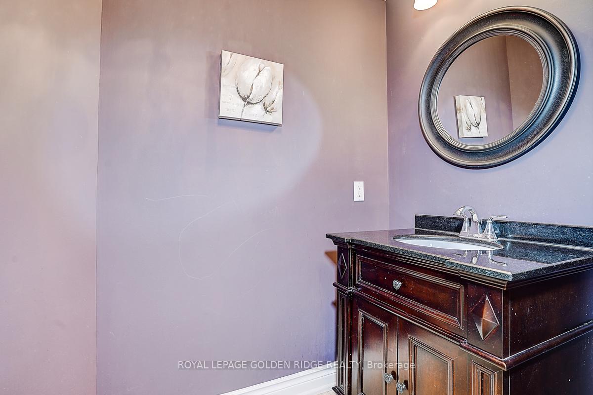 Photo 18 of 725 Exceller Circle, Newmarket, Stonehaven-Wyndham — HOMEH