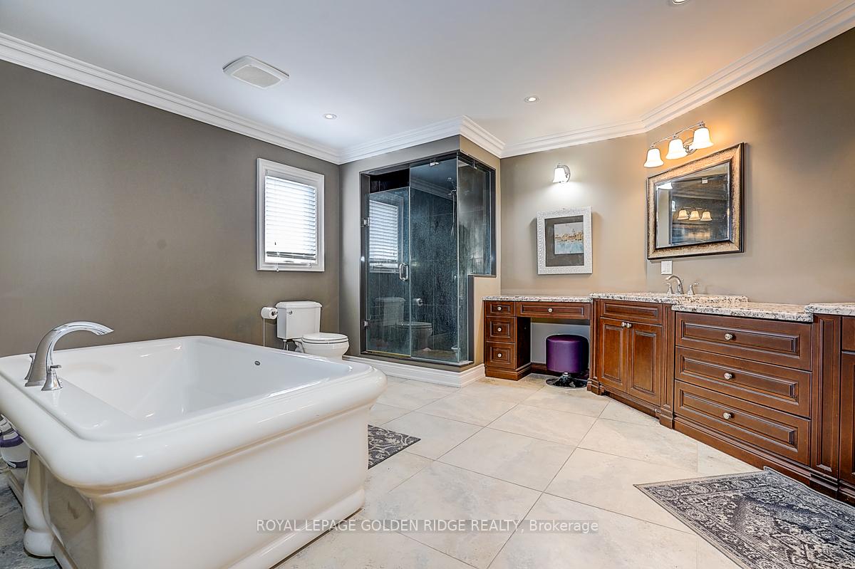 Photo 30 of 725 Exceller Circle, Newmarket, Stonehaven-Wyndham — HOMEH