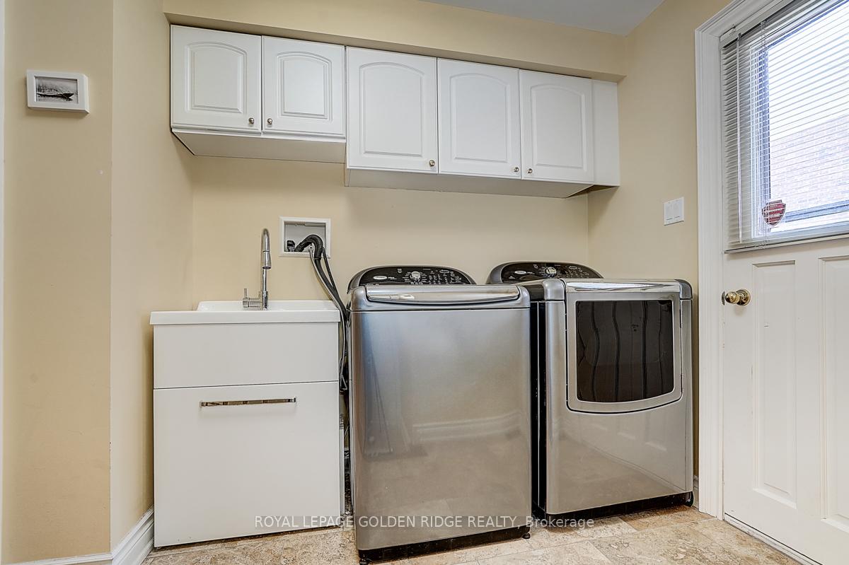 Photo 41 of 725 Exceller Circle, Newmarket, Stonehaven-Wyndham — HOMEH
