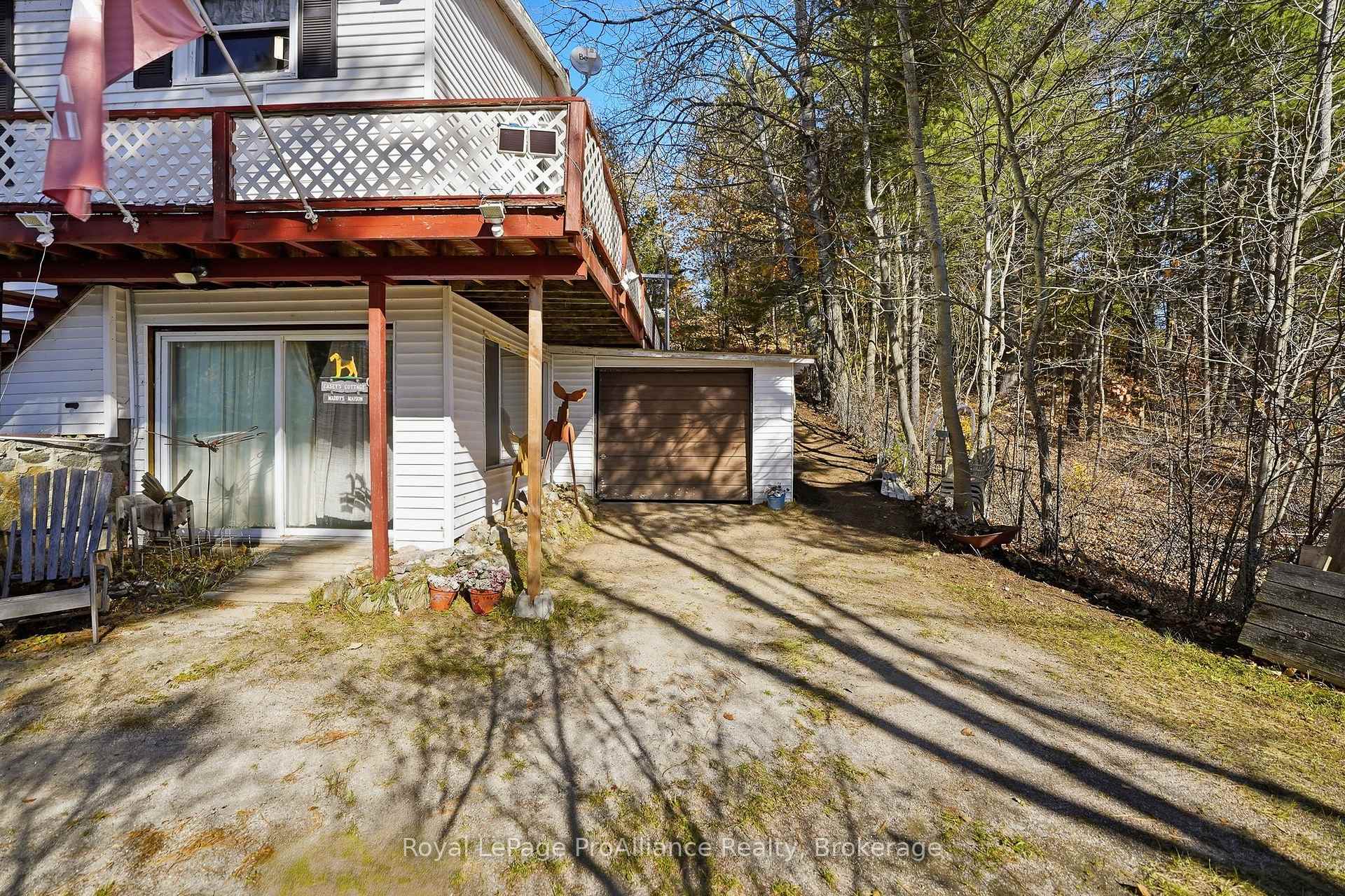 Photo 9 of Unit B, 72 Bridge Street, Addington Highlands, Addington Highlands — HOMEH