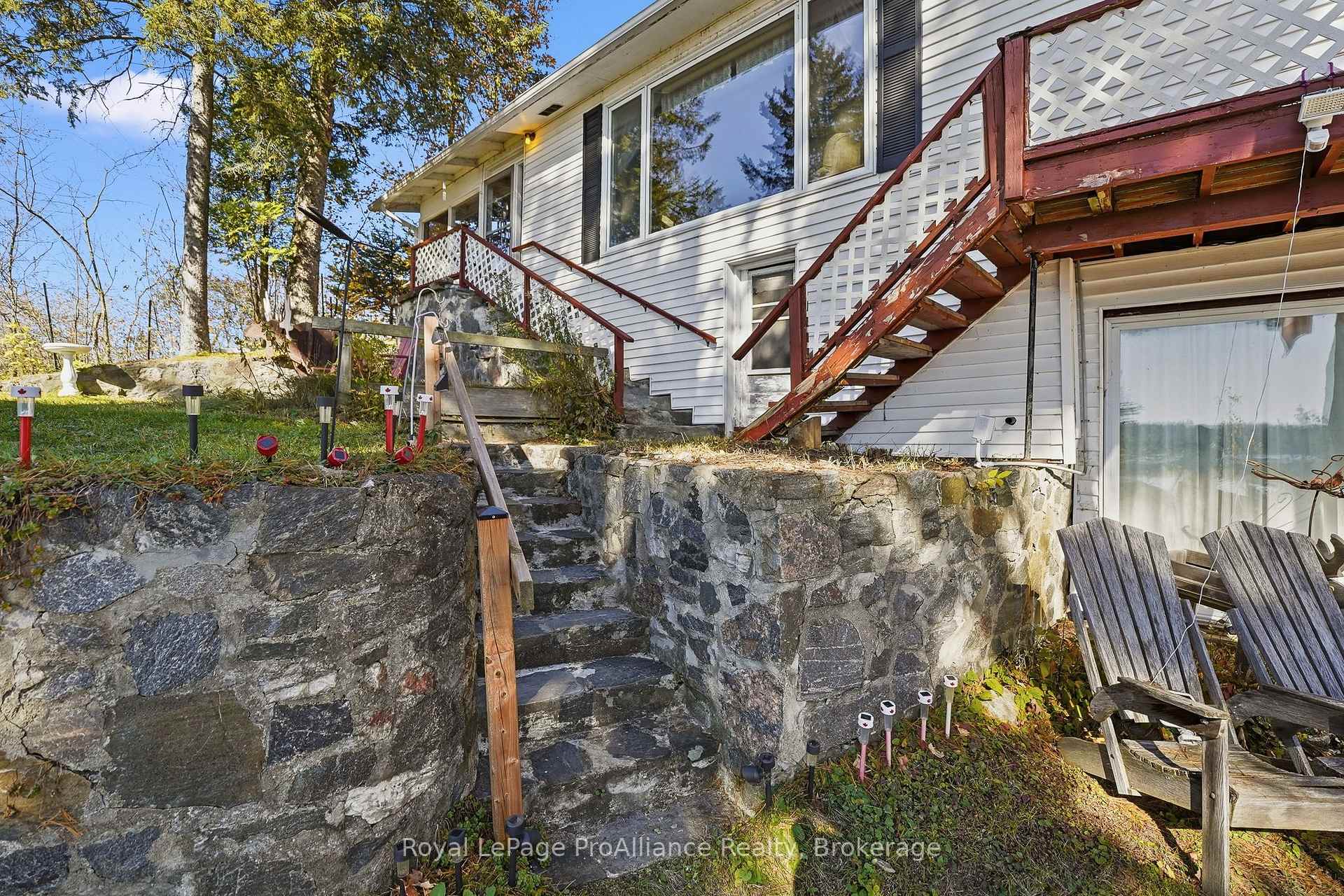 Photo 12 of Unit B, 72 Bridge Street, Addington Highlands, Addington Highlands — HOMEH