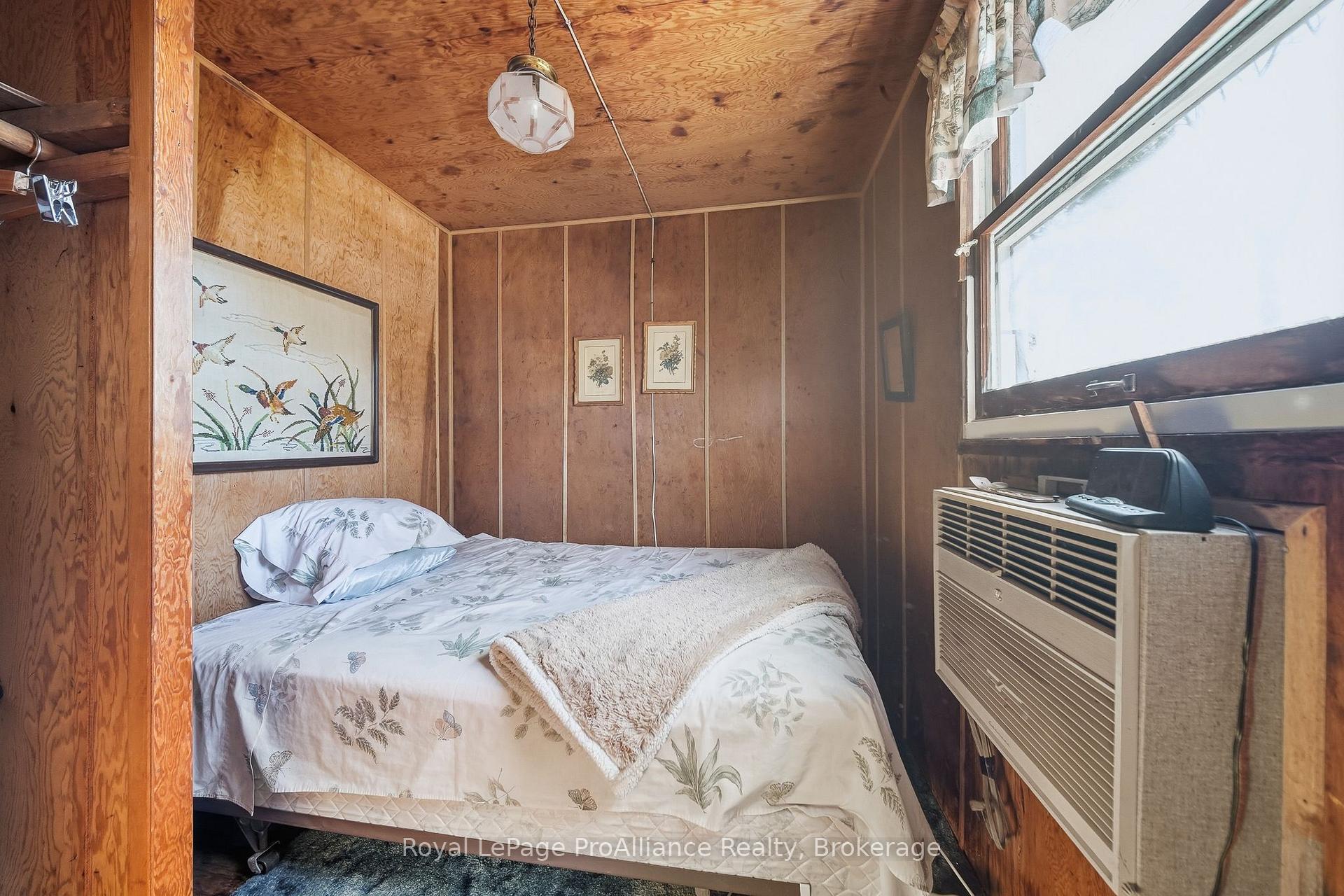 Photo 35 of Unit B, 72 Bridge Street, Addington Highlands, Addington Highlands — HOMEH
