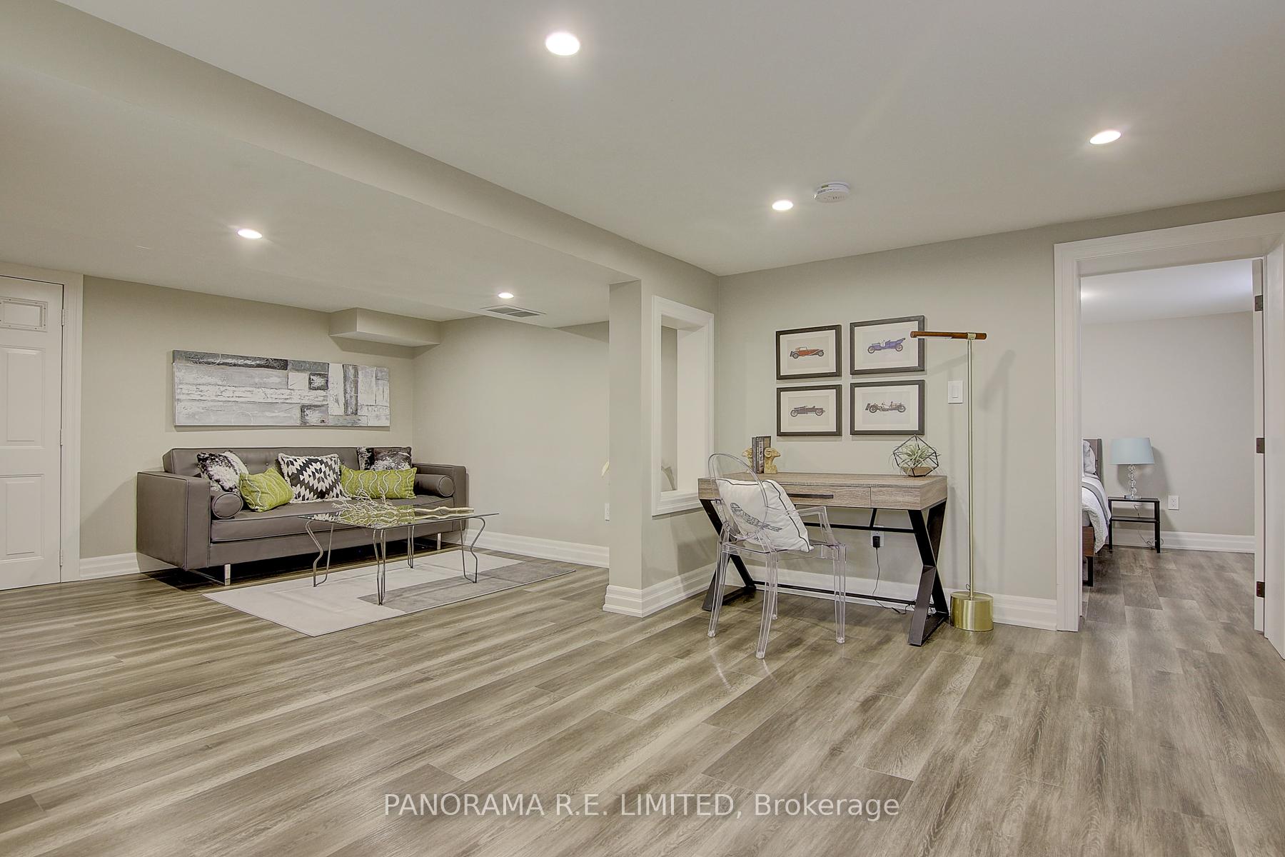 Photo 10 of 50 Maydolph Road, Etobicoke, Islington-City Centre West — HOMEH