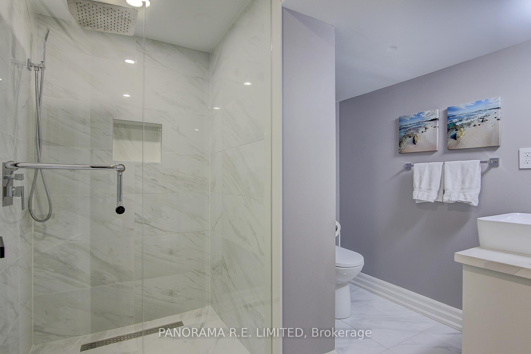 Photo 11 of 50 Maydolph Road, Etobicoke, Islington-City Centre West — HOMEH