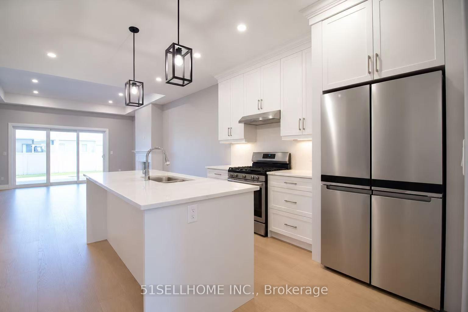 Photo 10 of 137 Brighton Place W, Chatham-Kent, Chatham — HOMEH