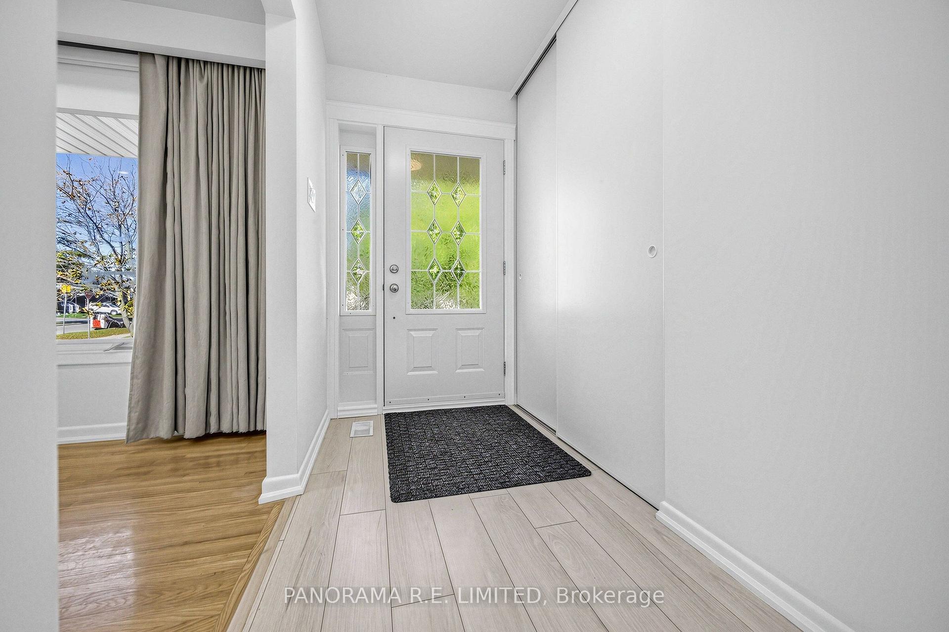 Photo 3 of 65 Harrop Avenue, Etobicoke, Islington-City Centre West — HOMEH