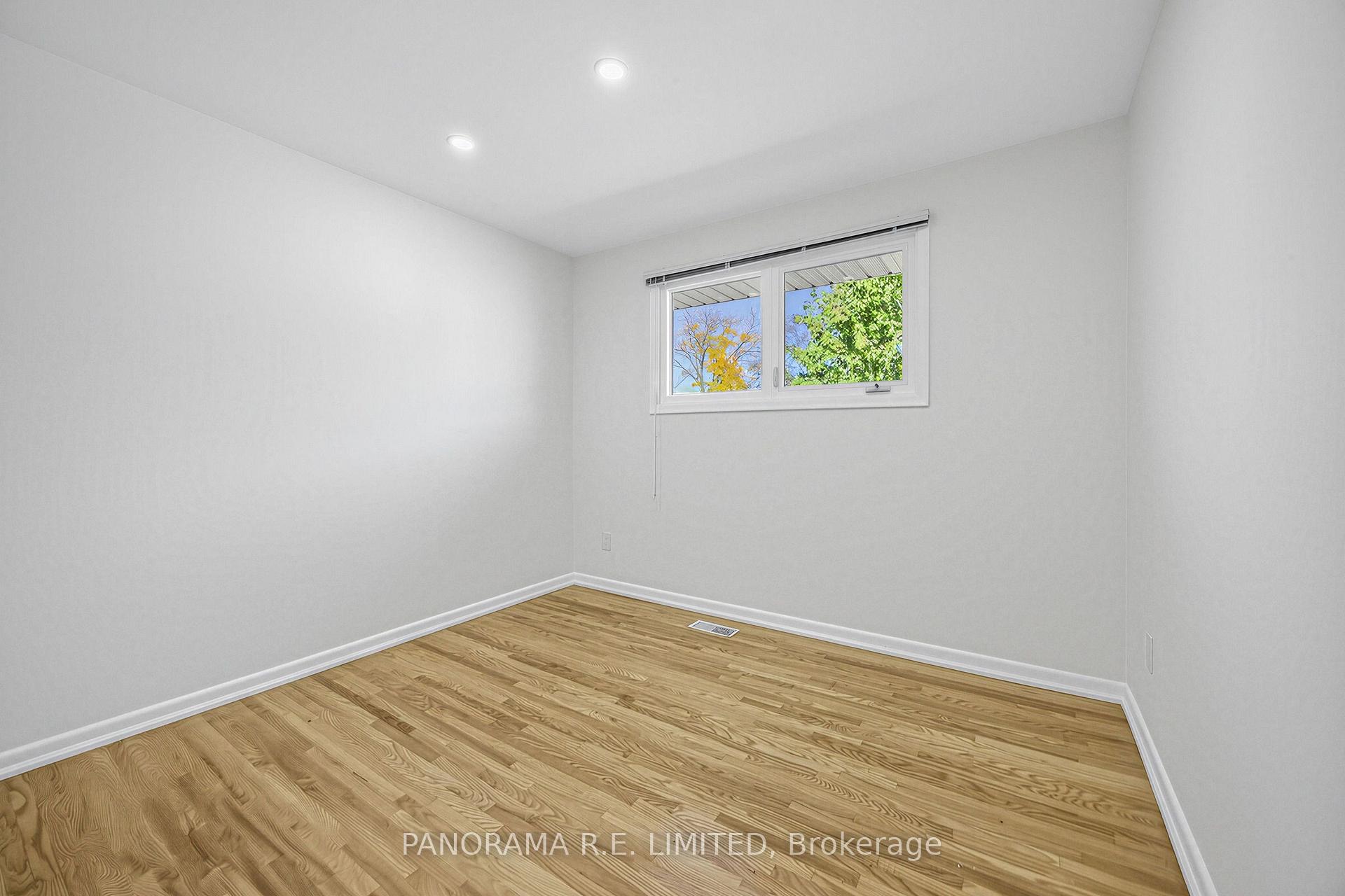 Photo 14 of 65 Harrop Avenue, Etobicoke, Islington-City Centre West — HOMEH