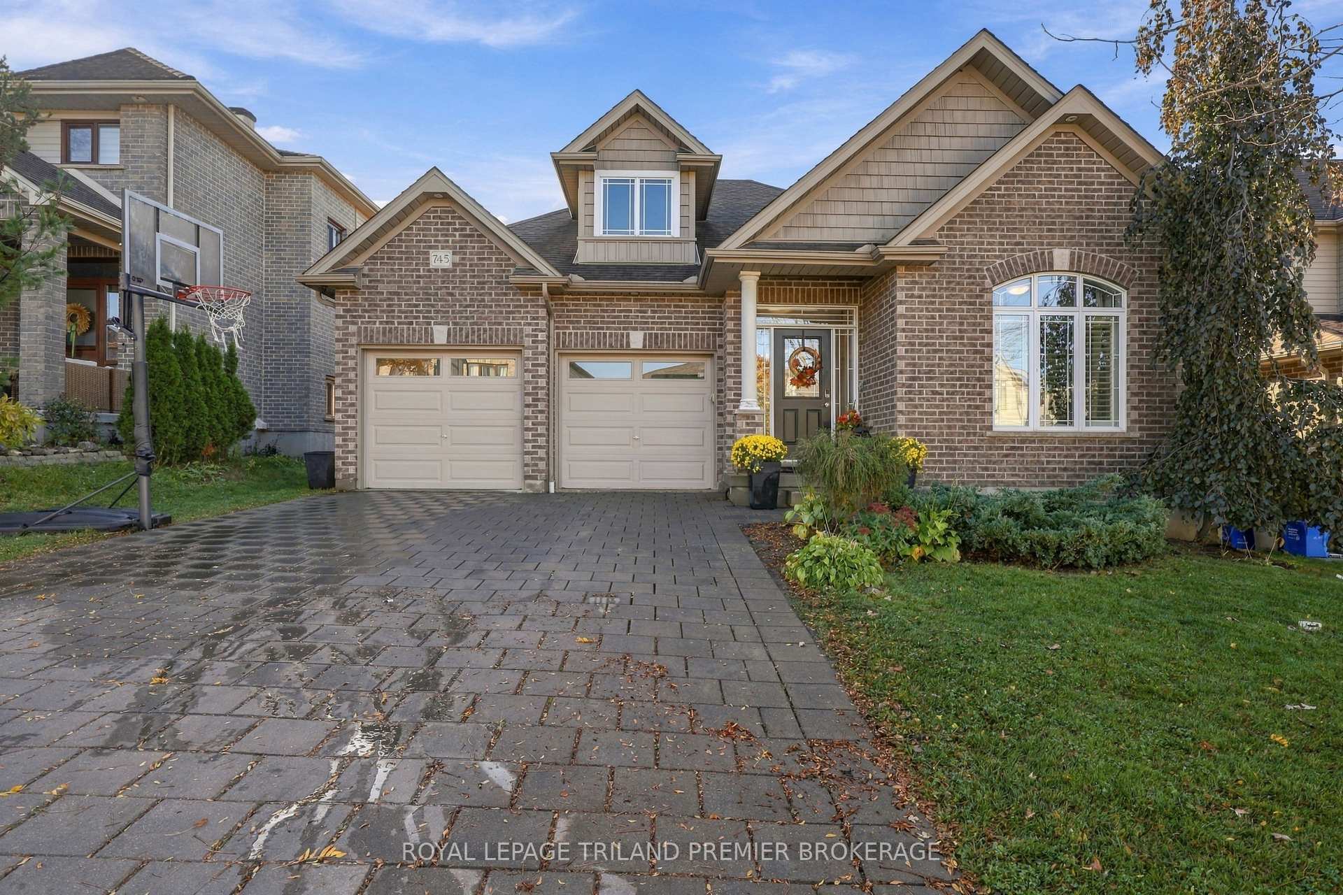 Front of 745 Kleinburg Drive
