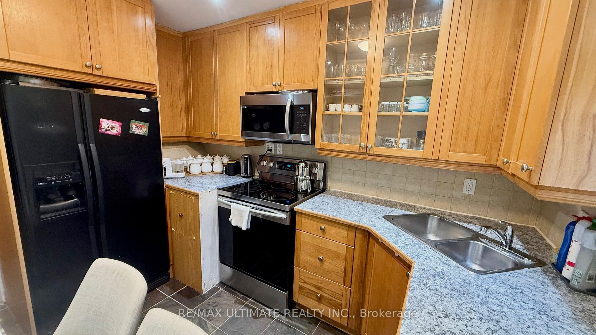 Photo 11 of Unit Main, 13 Lanark Avenue, Toronto, Oakwood Village — HOMEH