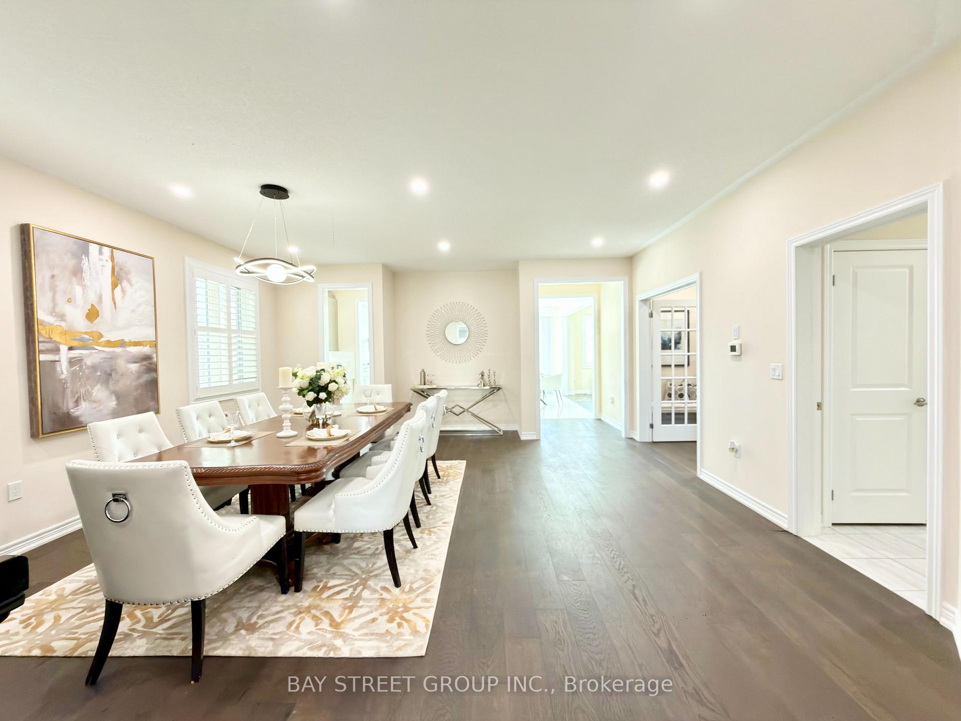 Photo 10 of 3 Manor Hampton Street, East Gwillimbury, Sharon — HOMEH